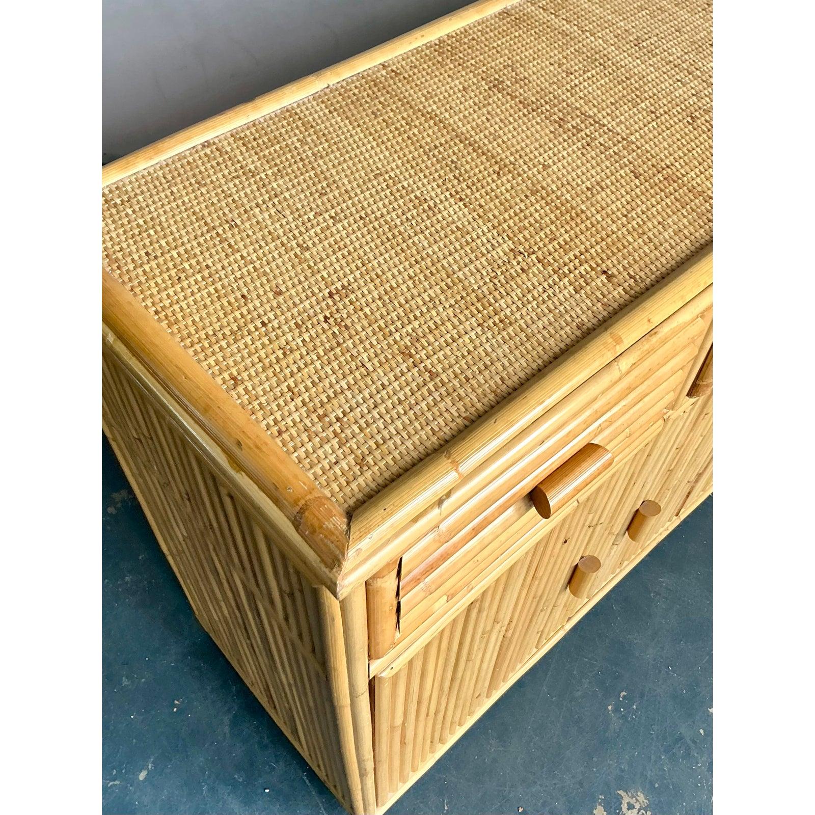Credenza in rattan vintage Boho in vendita 3