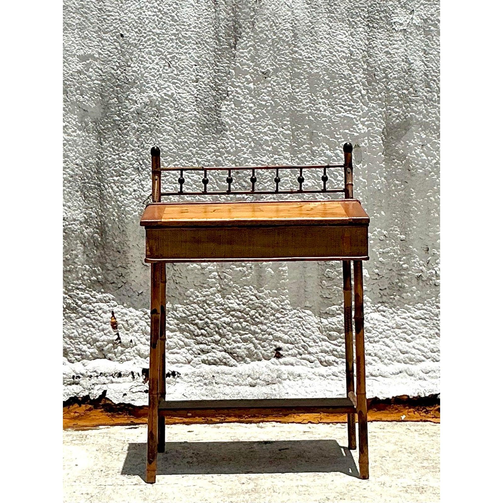 Bambù Scrivania lift top in rattan vintage Boho in vendita