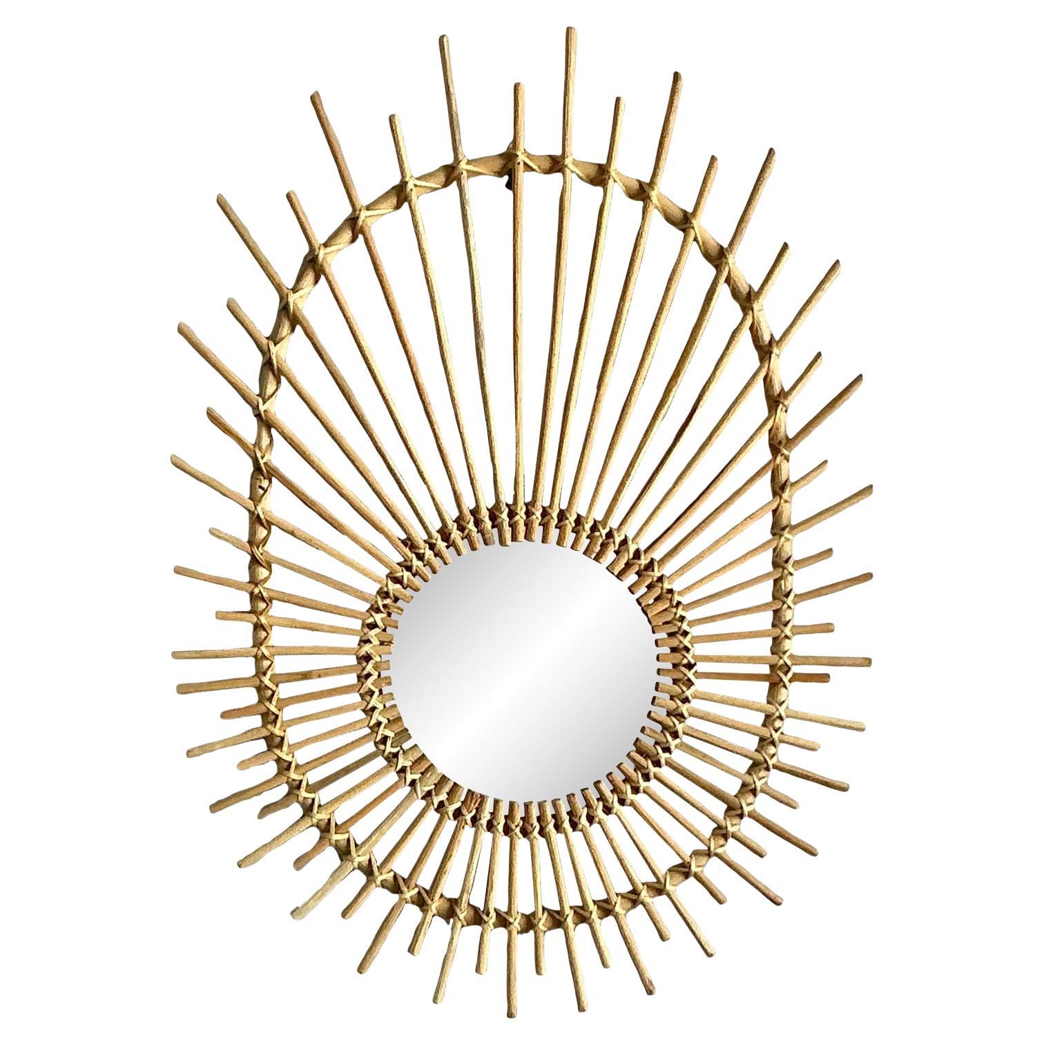Vintage Boho Rattan Rays Spiegel im Angebot