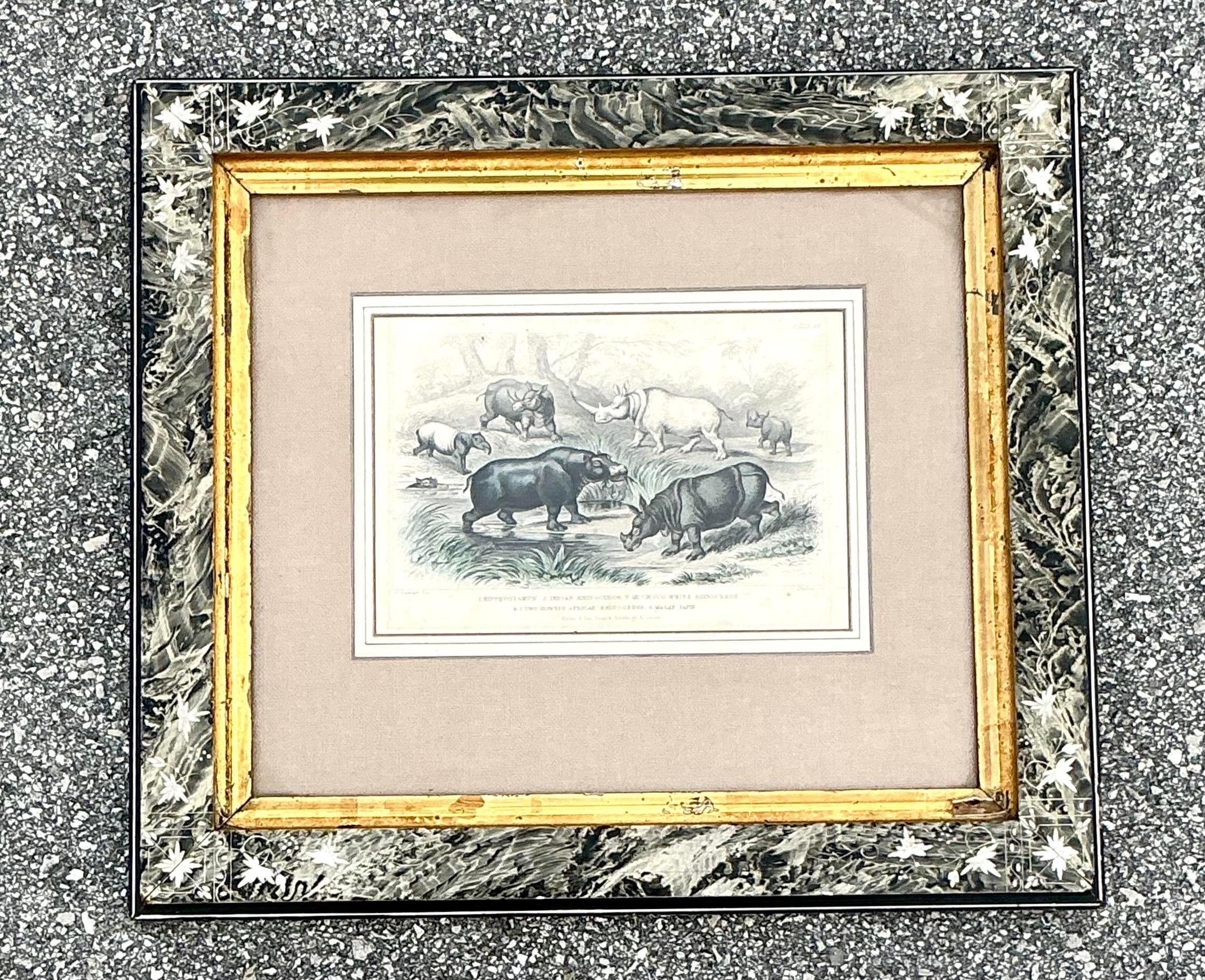 Grabado Vintage Boho Rhino en Marco Tallado en Bueno estado para la venta en west palm beach, FL