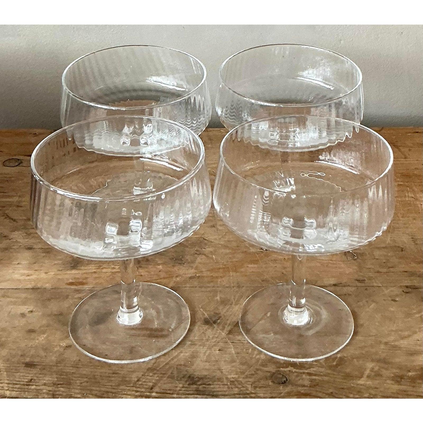 Vintage Boho gerippt Glas Coupe Gläser im Zustand „Gut“ im Angebot in West Palm Beach, FL