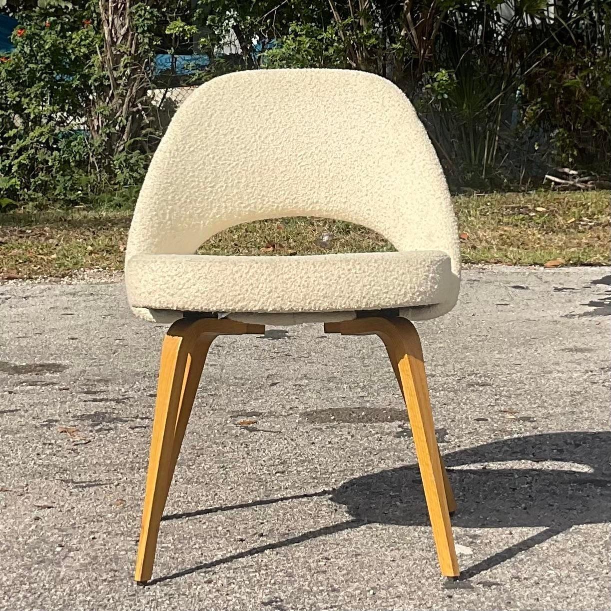 Bouclé Vintage Boho Saarinen for Knoll Executive Armless Boucle Chair For Sale