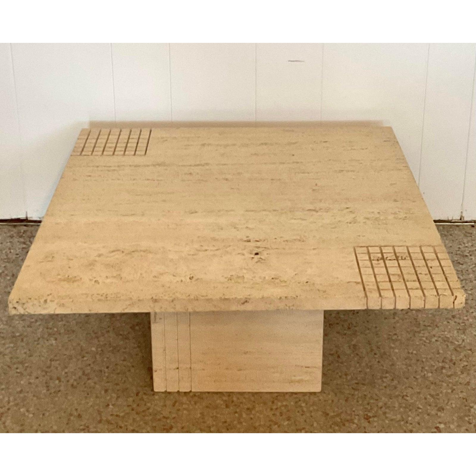 Vintage Boho geritzt Travertin Beistelltisch im Angebot 3