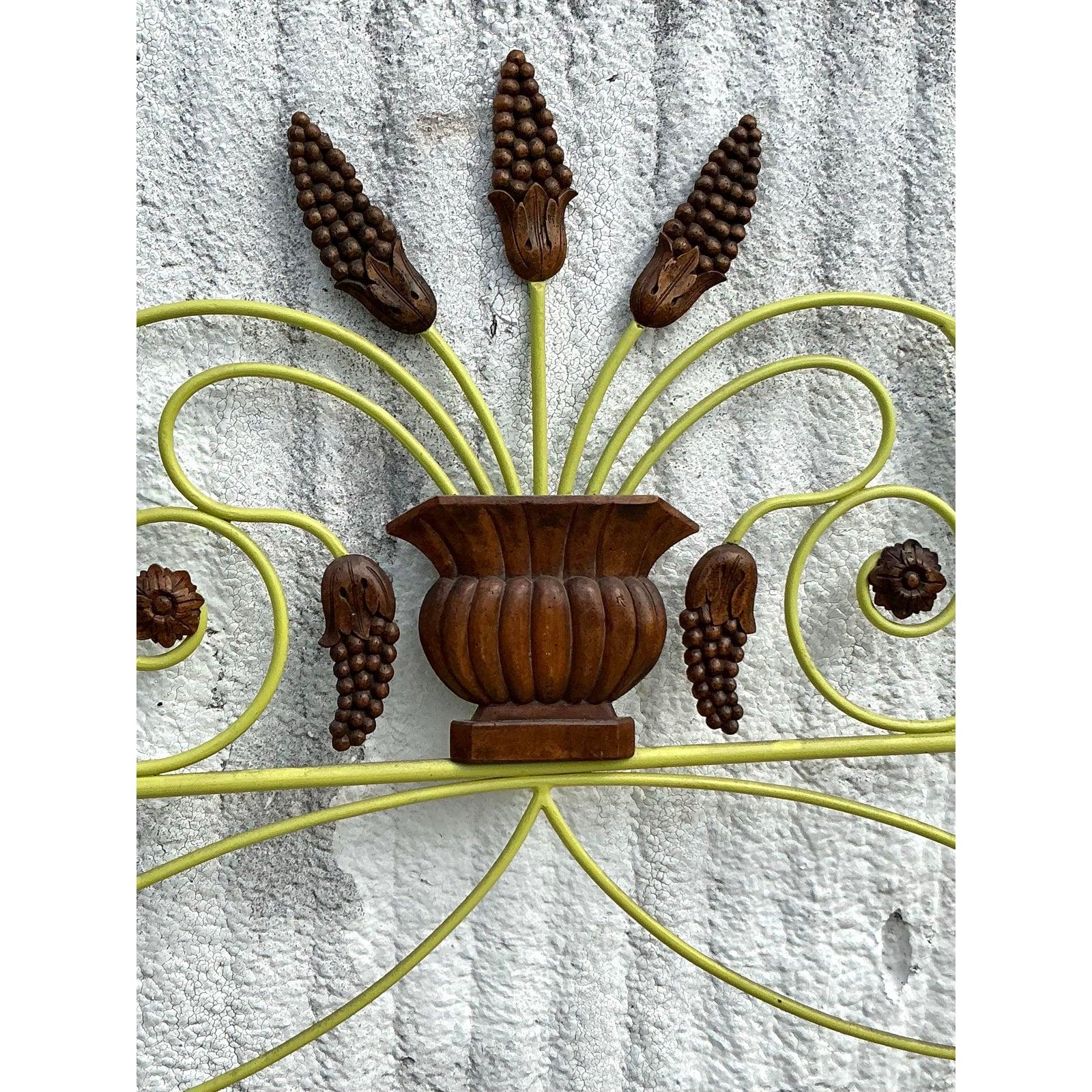 Metallo Testiera gemella a volute Boho vintage in vendita