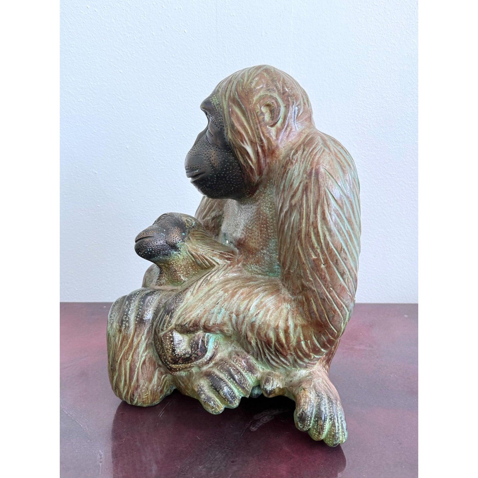 Arts and Crafts Scultura boho vintage in bronzo con scimmia in vendita