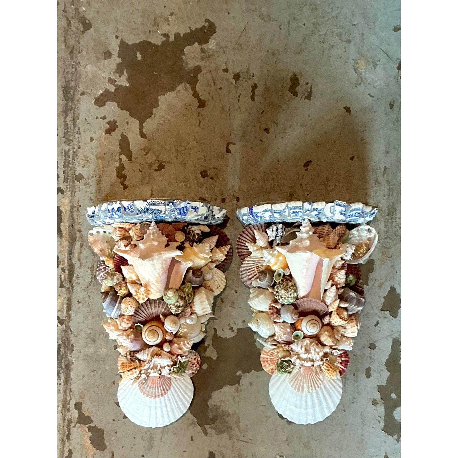 Vintage Boho Shell verkrustete Klammern - ein Paar (20. Jahrhundert) im Angebot
