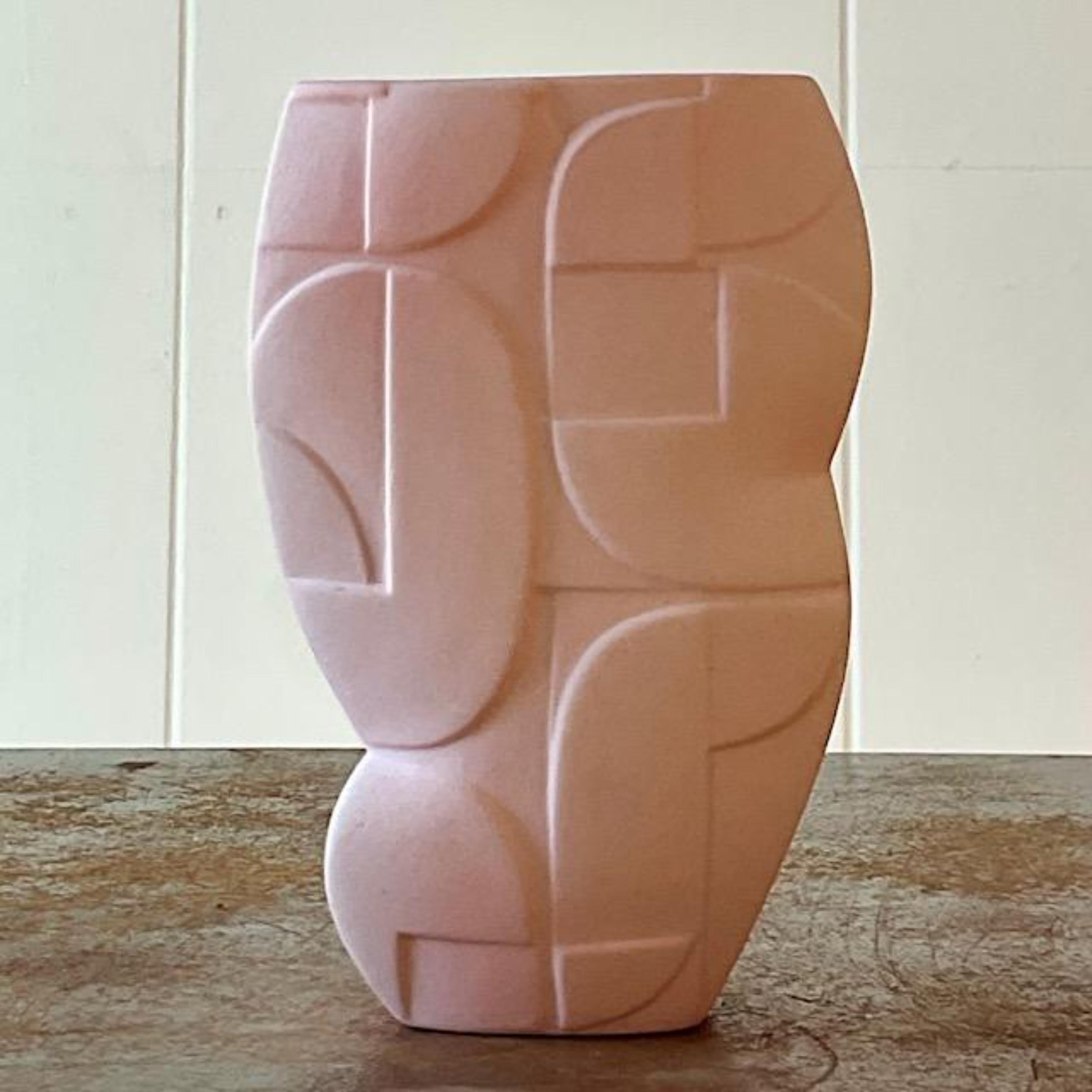 Vintage Boho, signierte geometrische Studio-Keramik-Vase, Vintage (Böhmisch) im Angebot