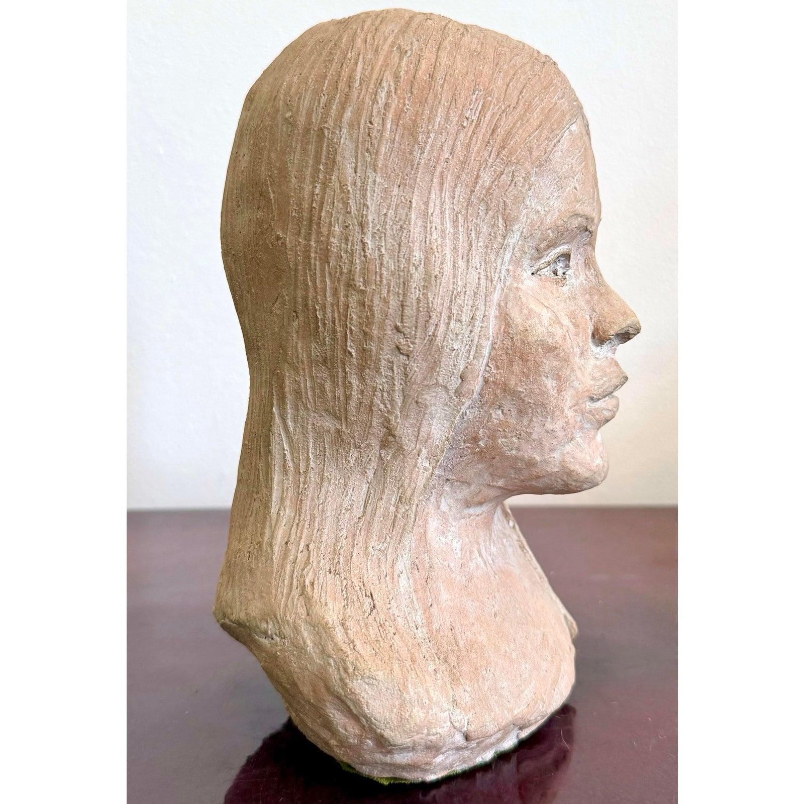 Busto di donna in ceramica vintage Boho Slab Built - 895 In condizioni buone in vendita a West Palm Beach, FL