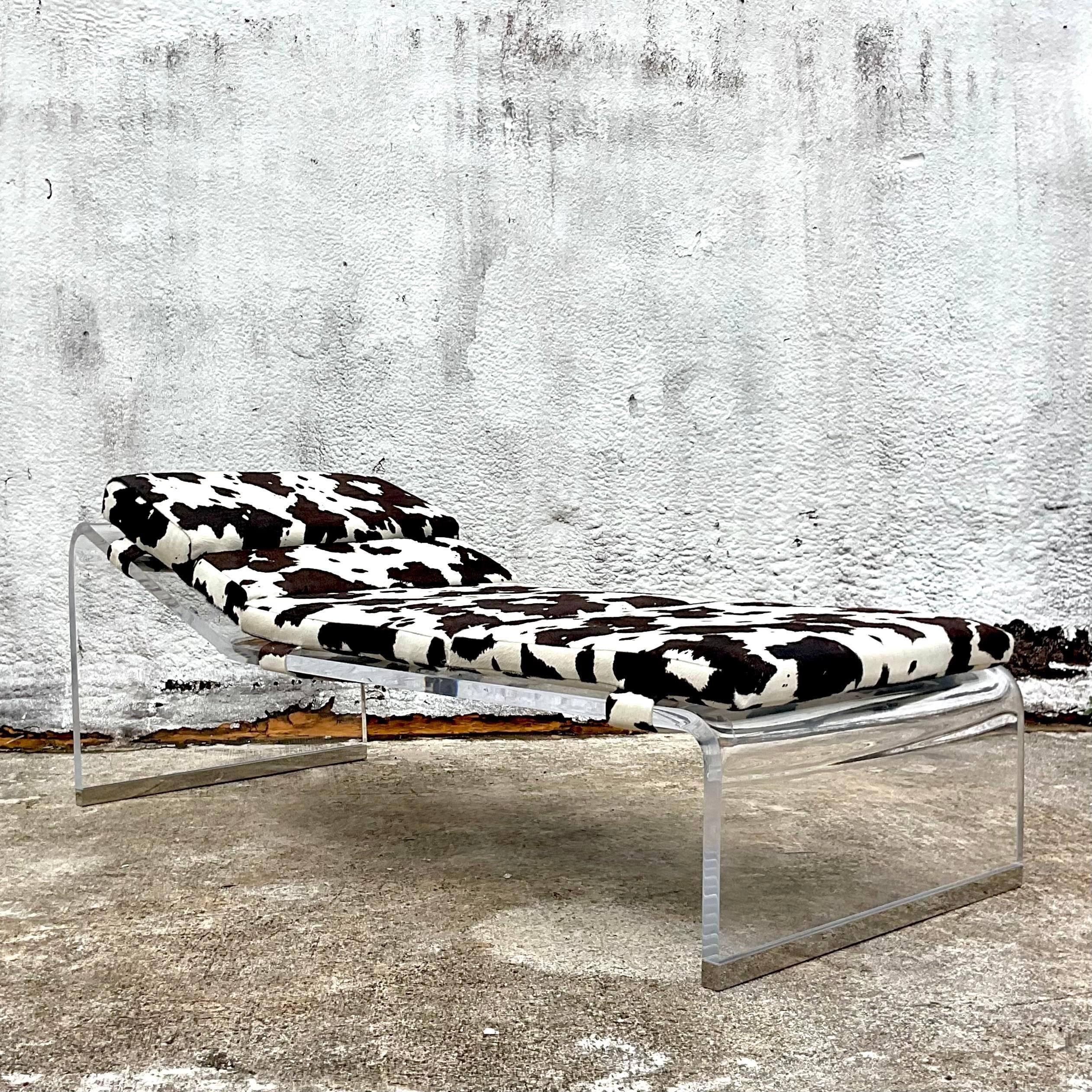 American Vintage Boho Slab Lucite Chaise Lounge For Sale