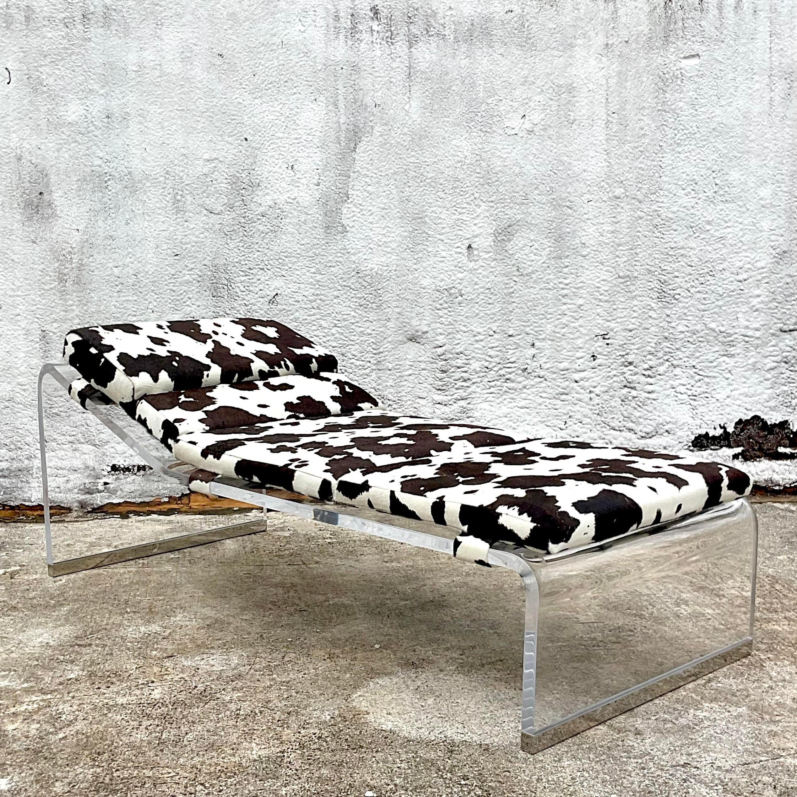 20th Century Vintage Boho Slab Lucite Chaise Lounge For Sale