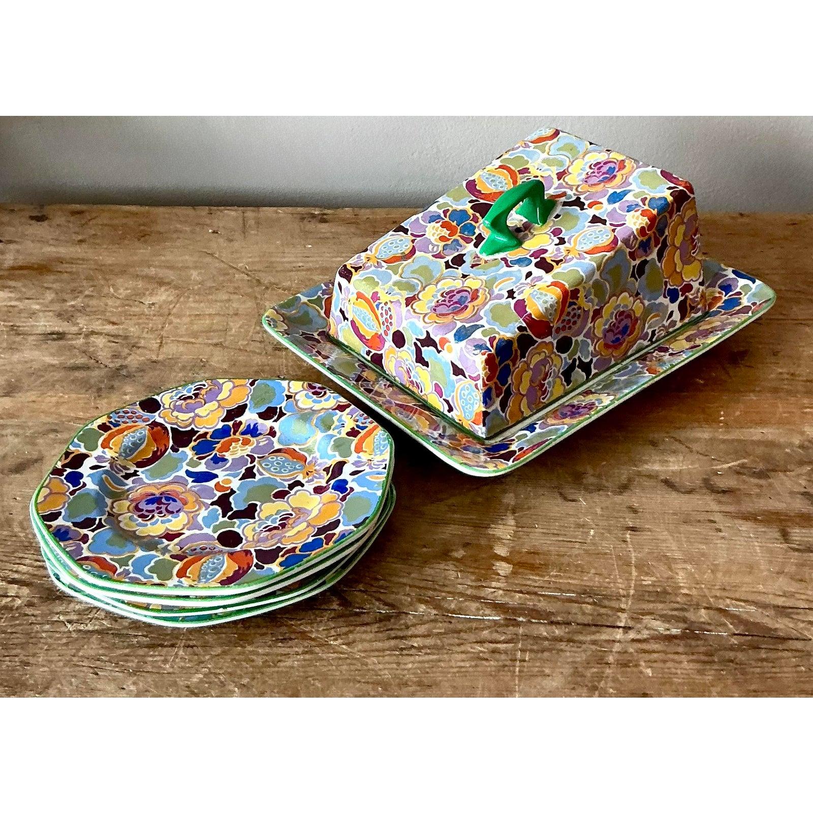 British Vintage Boho Soho Pottery Breakfast Set of 5 For Sale