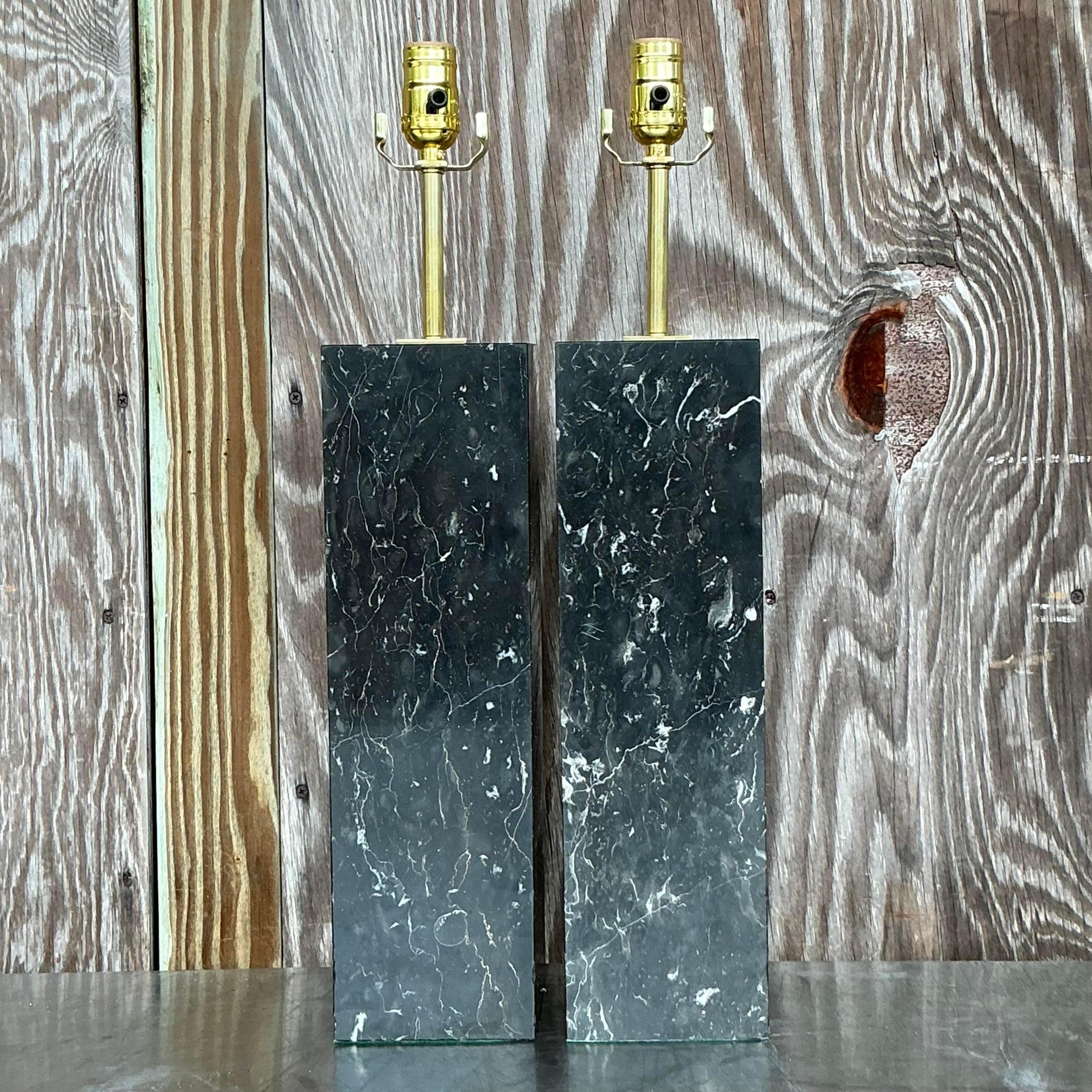 Paire de lampes vintage Boho en marbre noir massif en vente 3