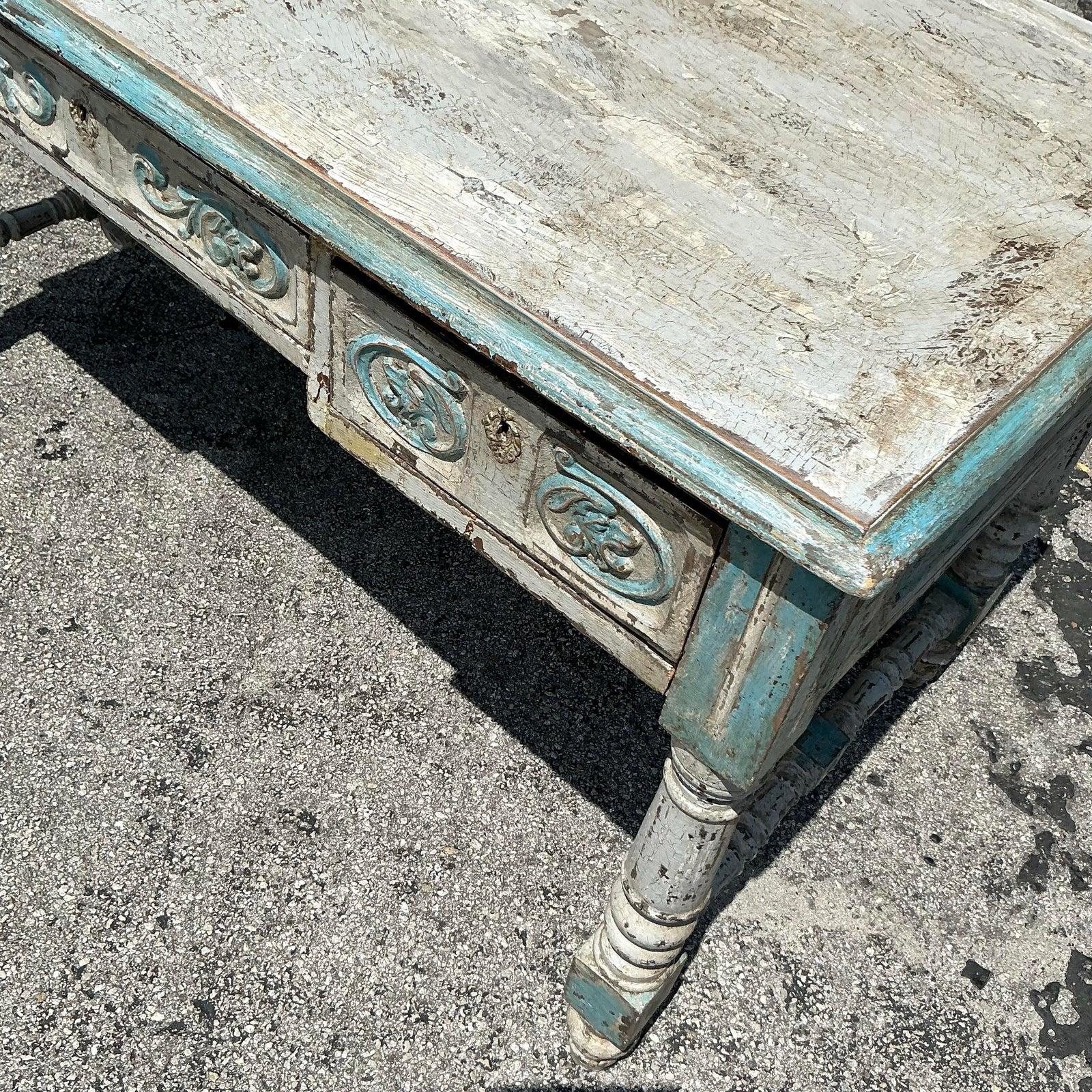 Vintage Boho Spanisch Hand geschnitzt Schreibtisch (Rustikal) im Angebot