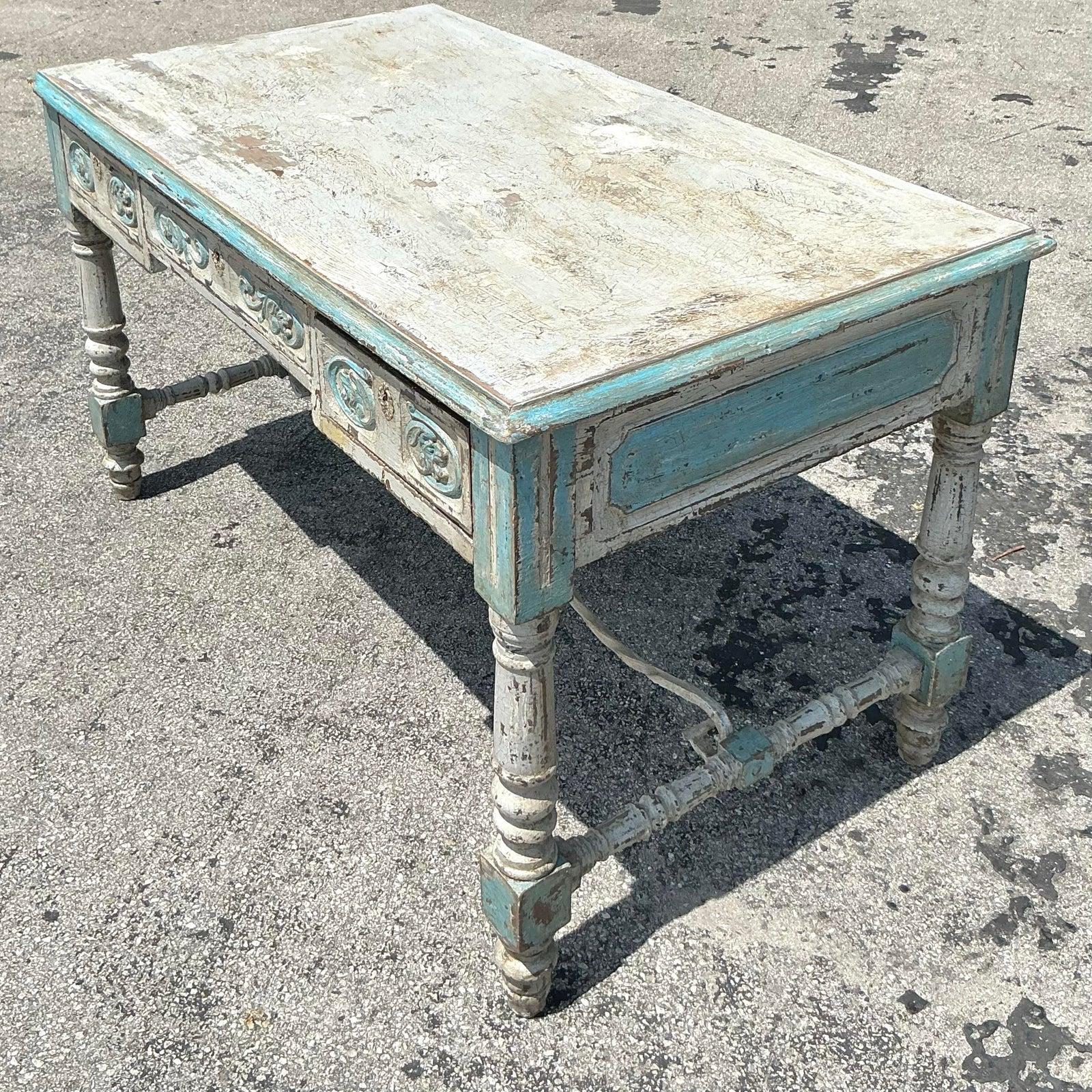 Vintage Boho Spanisch Hand geschnitzt Schreibtisch im Angebot 1