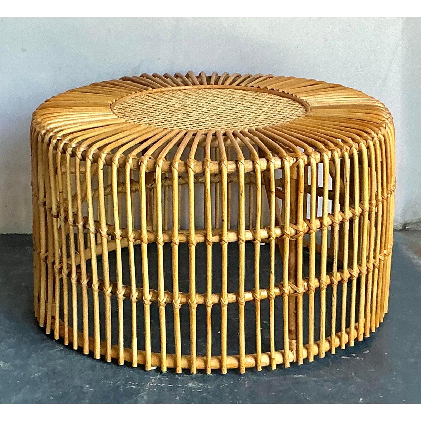 Table basse en rotin vintage Boho Spike Bon état - En vente à West Palm Beach, FL