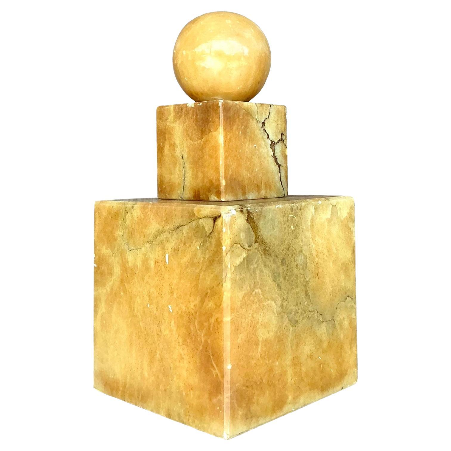 Scultura geometrica in alabastro impilata vintage Boho