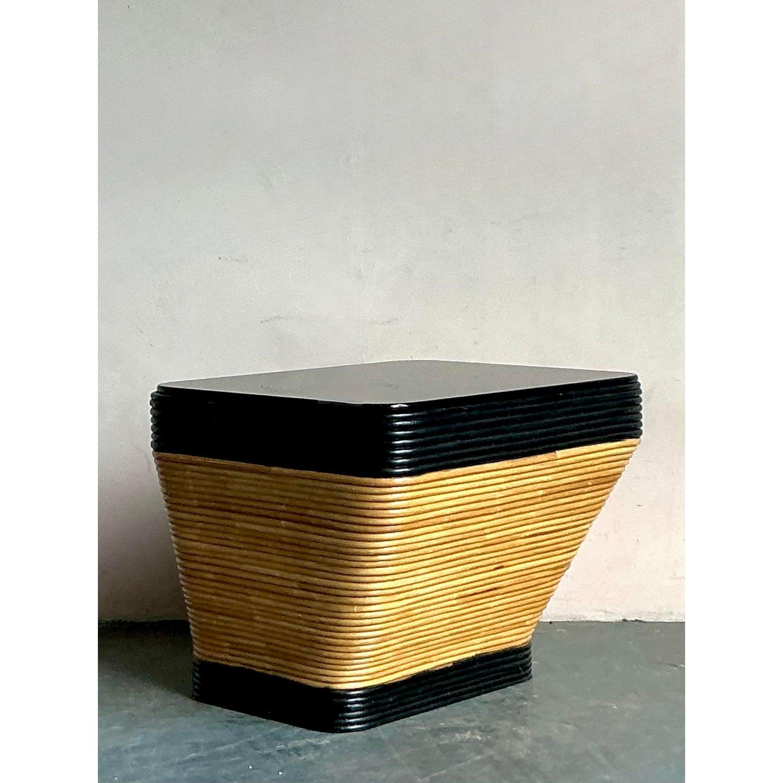 Mid-Century Modern Table d'appoint vintage Boho en forme de crayon empilé en vente