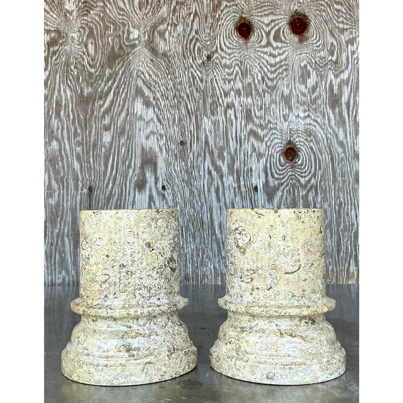 Americano Fermalibri a colonna in pietra vintage Boho - Set di 2 in vendita