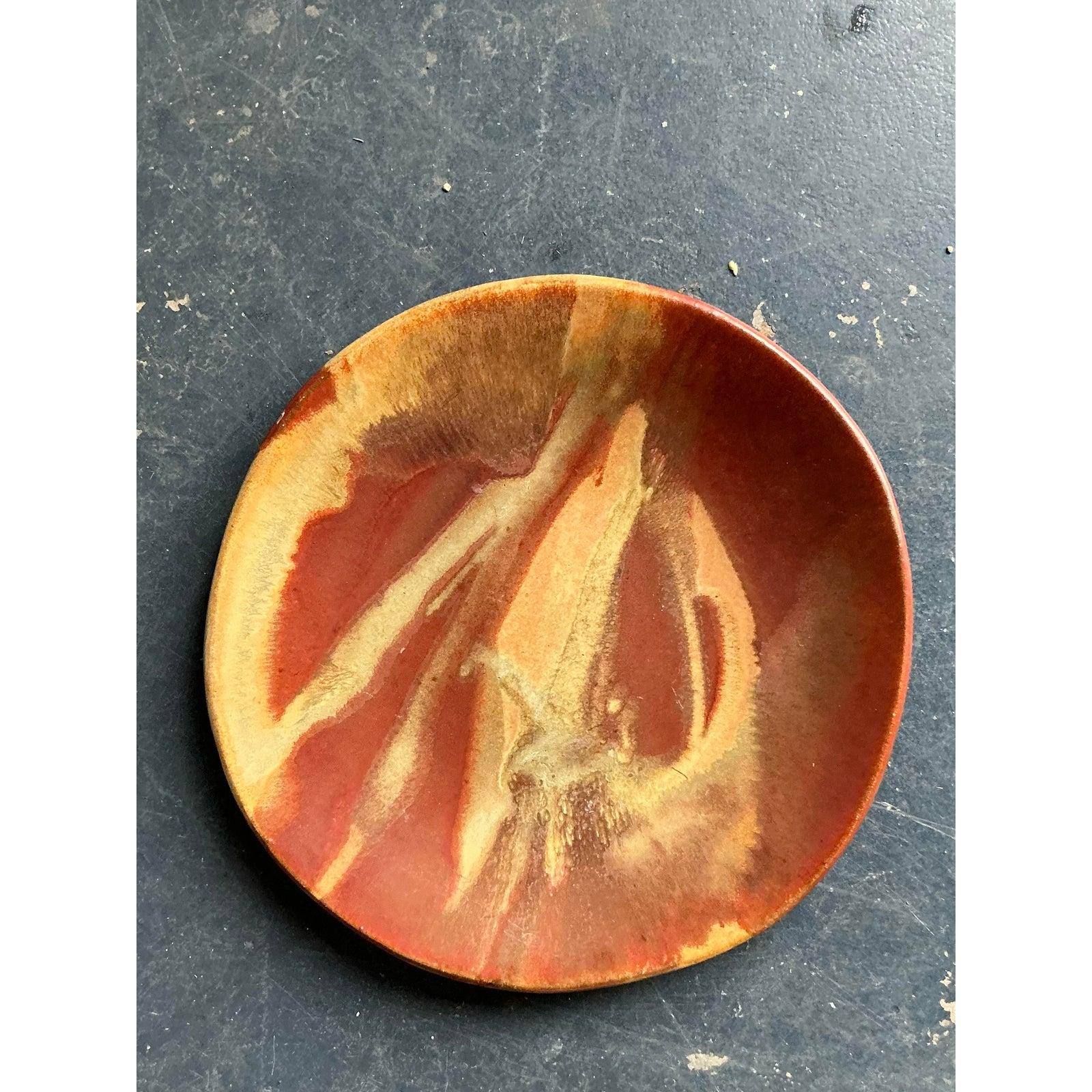Vintage Boho Studio Pottery Ladegerät im Zustand „Gut“ im Angebot in West Palm Beach, FL