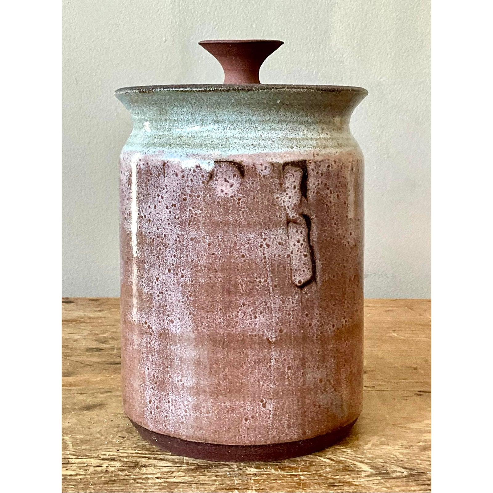 Vaso con coperchio dello Studio Pottery d'epoca Boho Studio In condizioni buone in vendita a West Palm Beach, FL