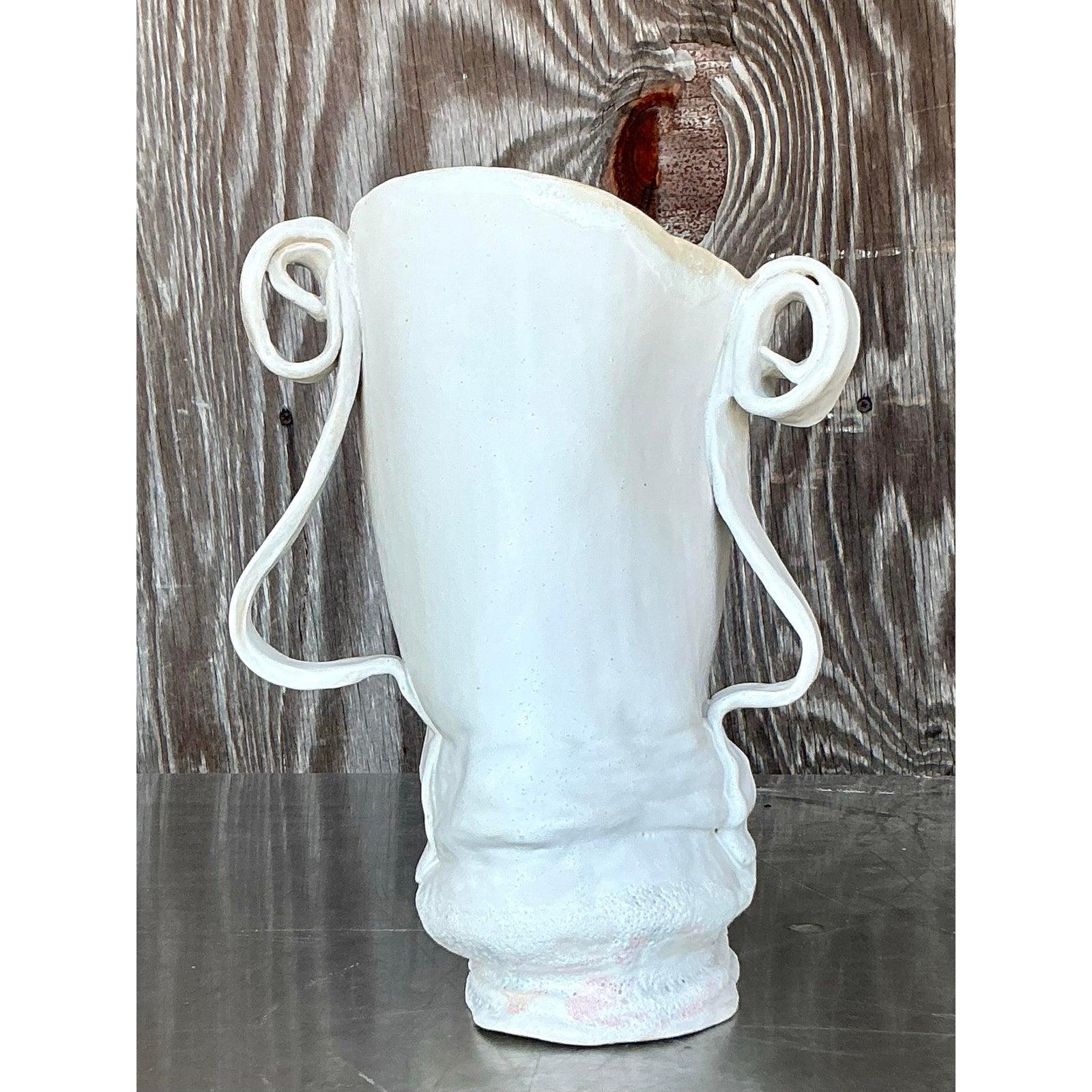 Jarrón de cintas Vintage Boho Studio Pottery Siglo XXI y contemporáneo en venta