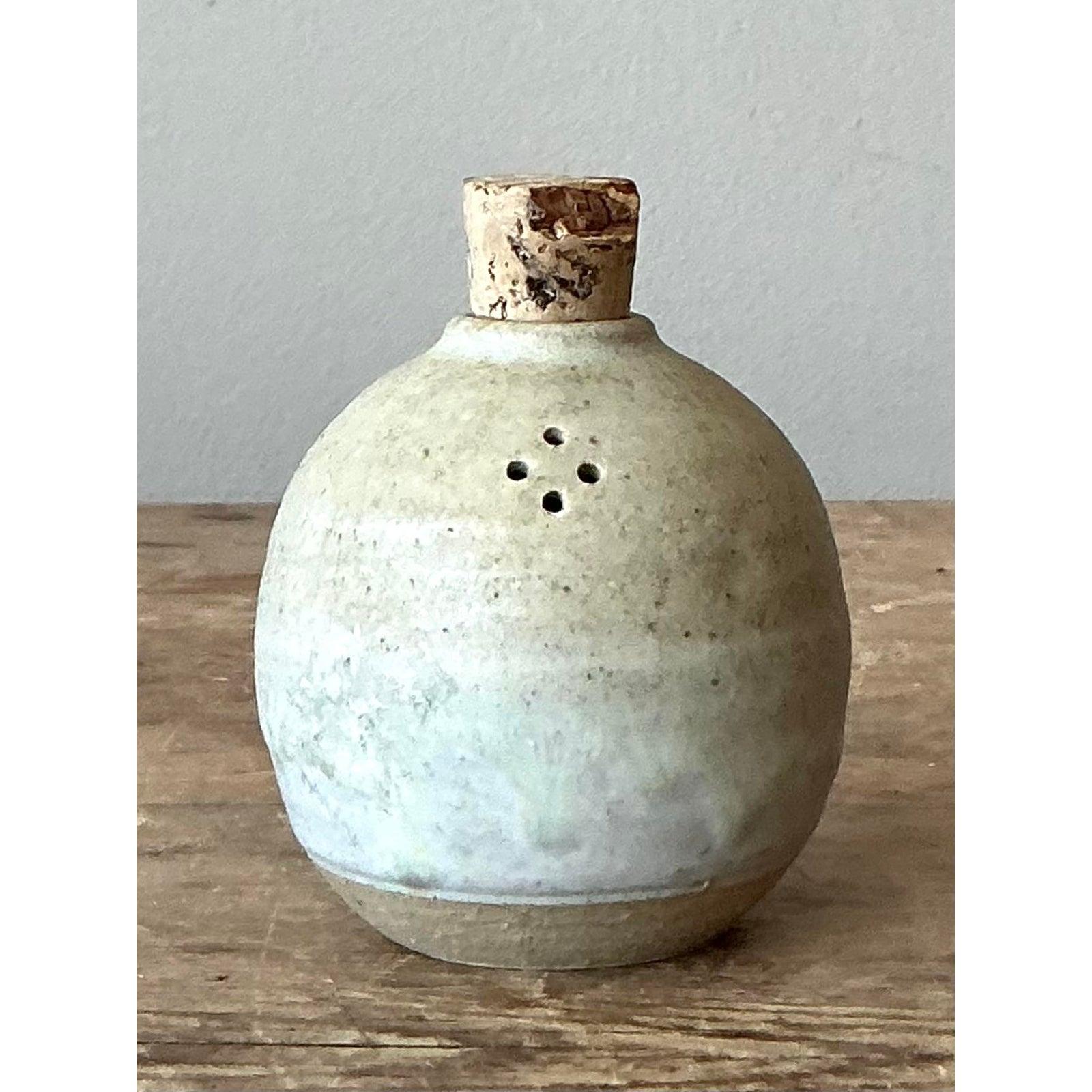 Vintage Boho Studio Pottery Shaker im Zustand „Gut“ im Angebot in West Palm Beach, FL