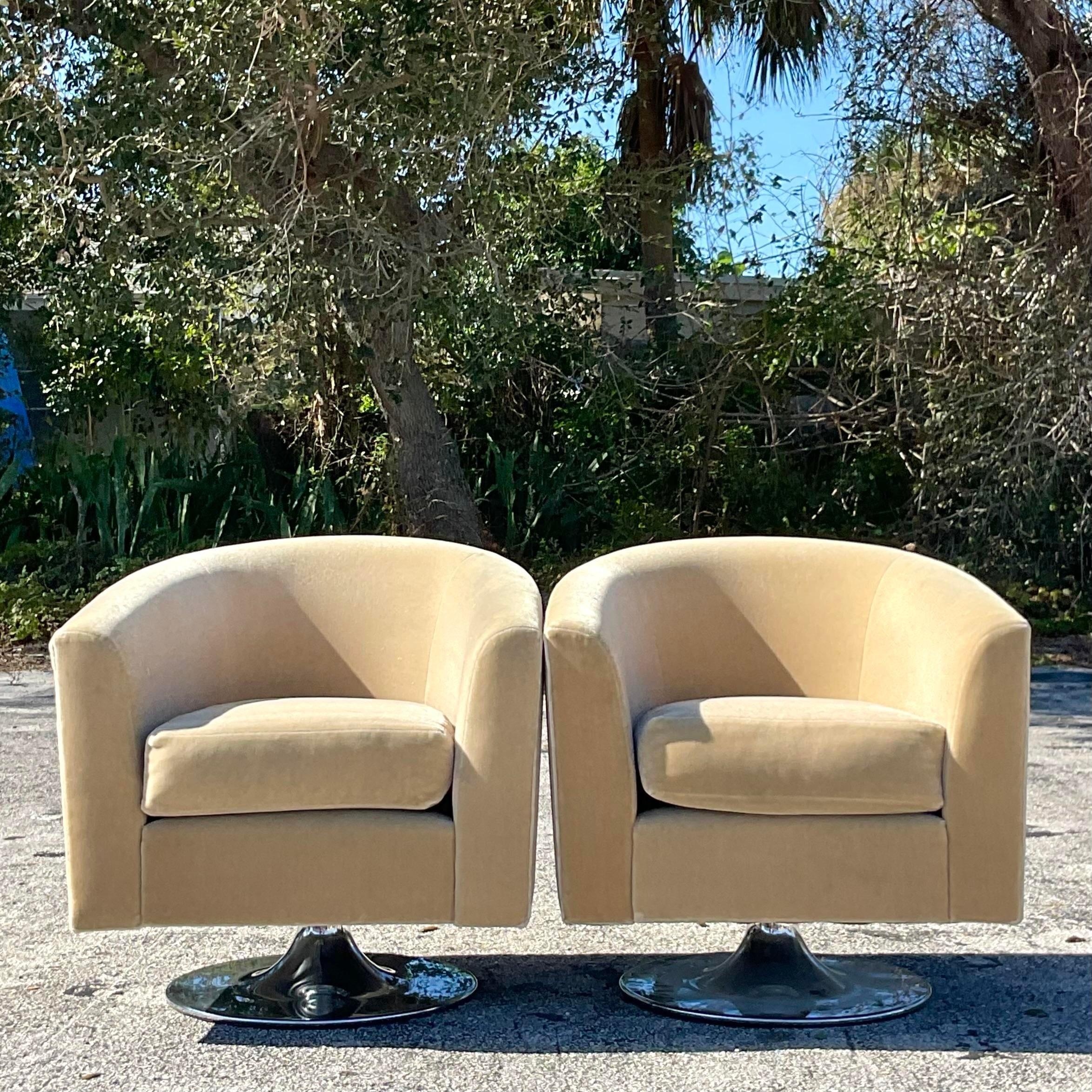 Vintage Boho Swivel Chairs on Cast Aluminum Pedestal Bases After Harvey Probber For Sale 2