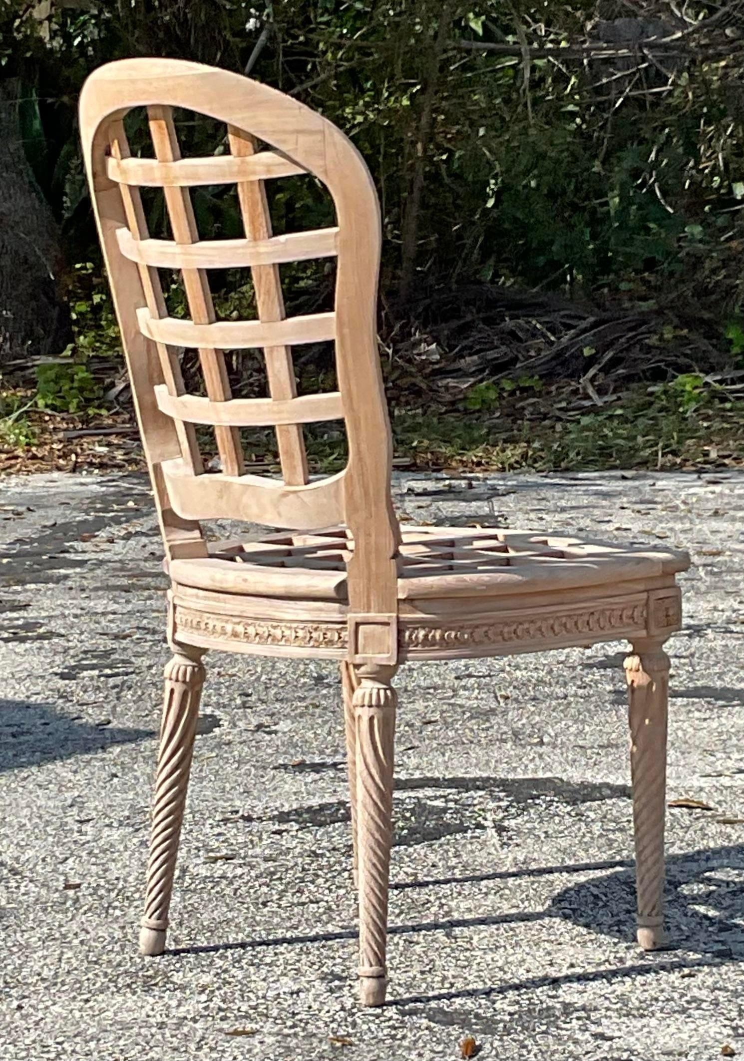 Vintage Boho Teak geschnitzt Side Chair (amerikanisch) im Angebot