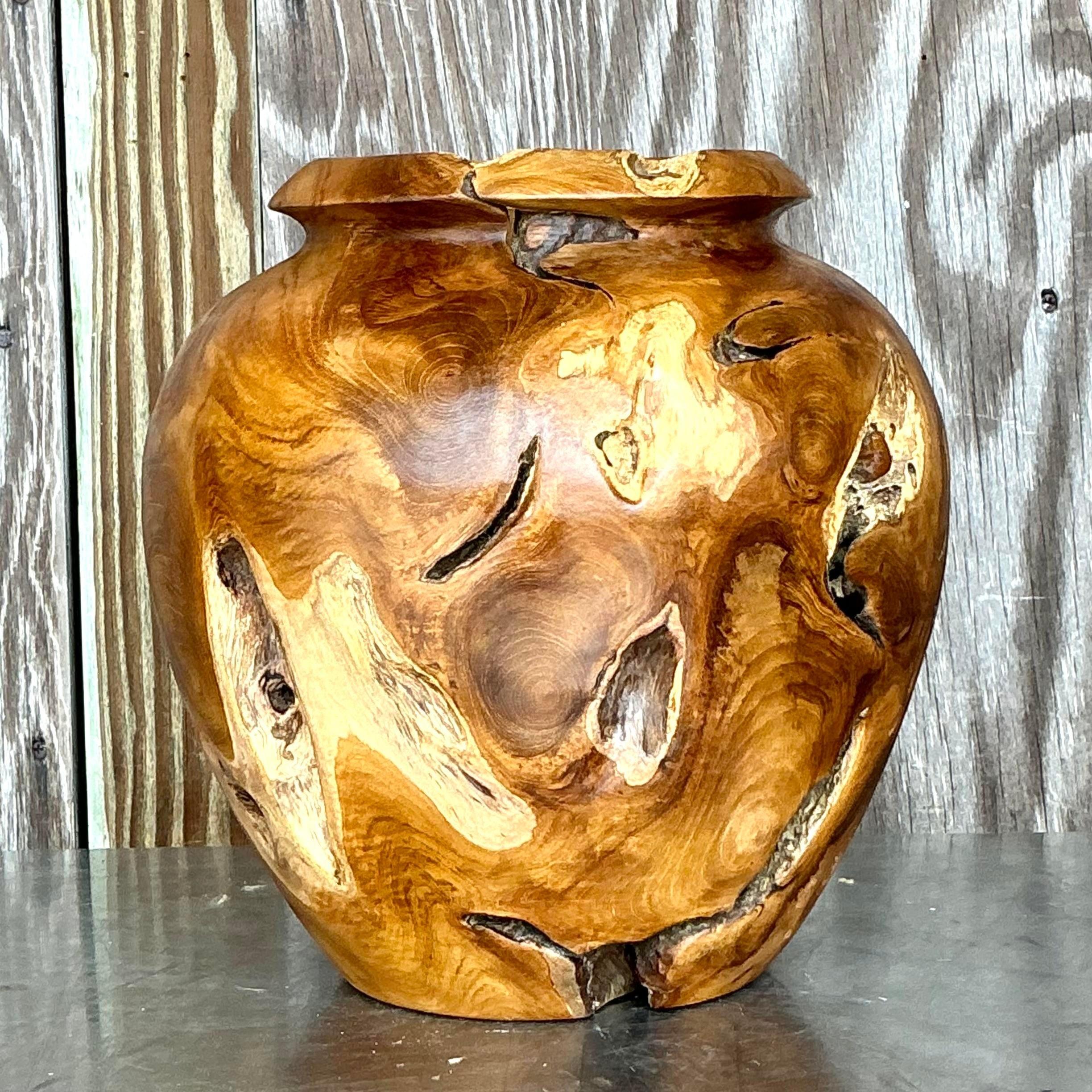 Organico moderno Vaso vintage in legno di teak tornito di Boho in vendita