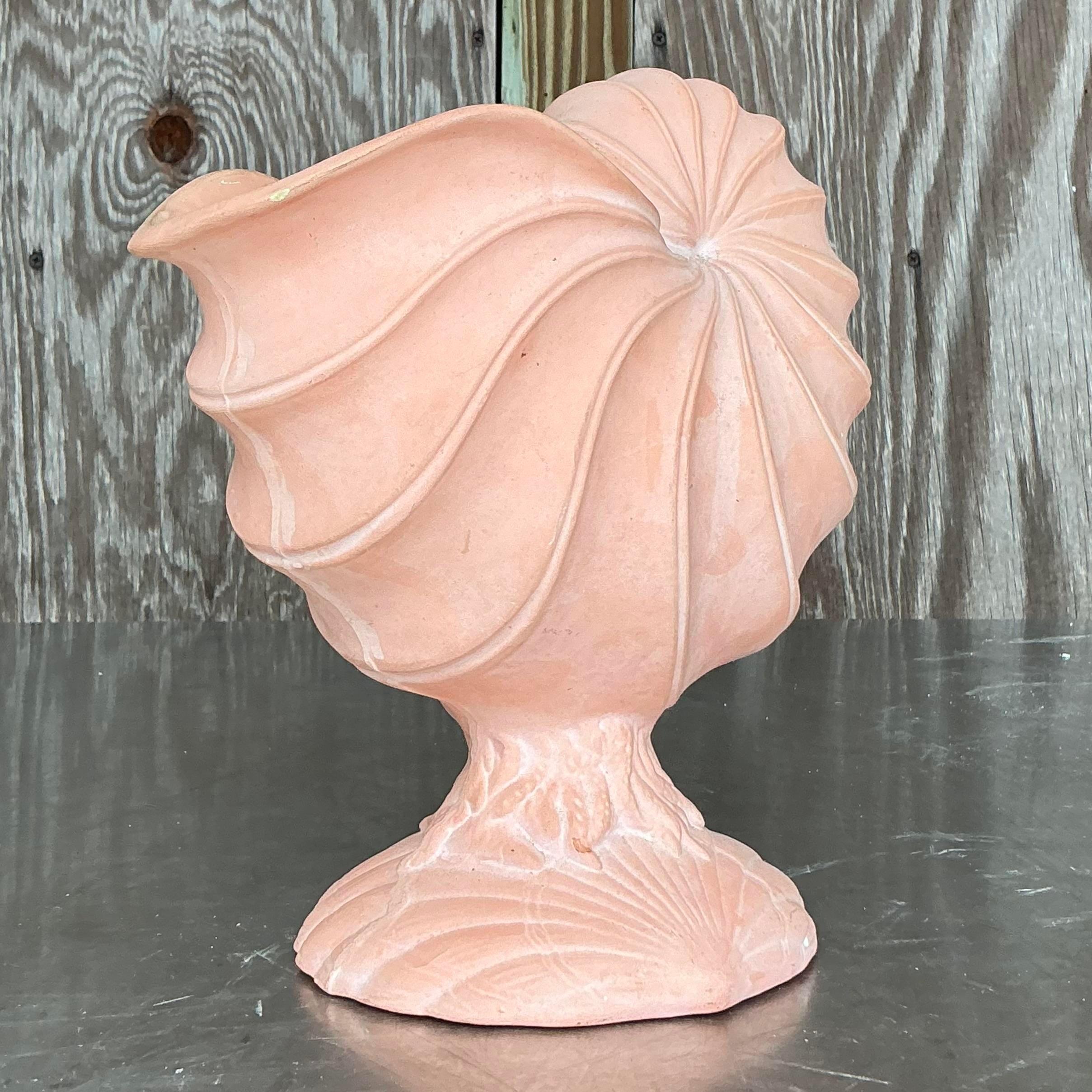 20ième siècle Vieille jardinière Boho en terre cuite Nautilus en vente
