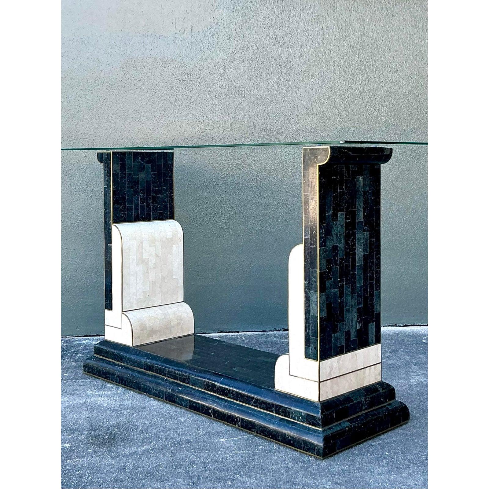 Vintage Boho Tessellated Stone and Brass Inlay Console Table In Good Condition For Sale In West Palm Beach, FL