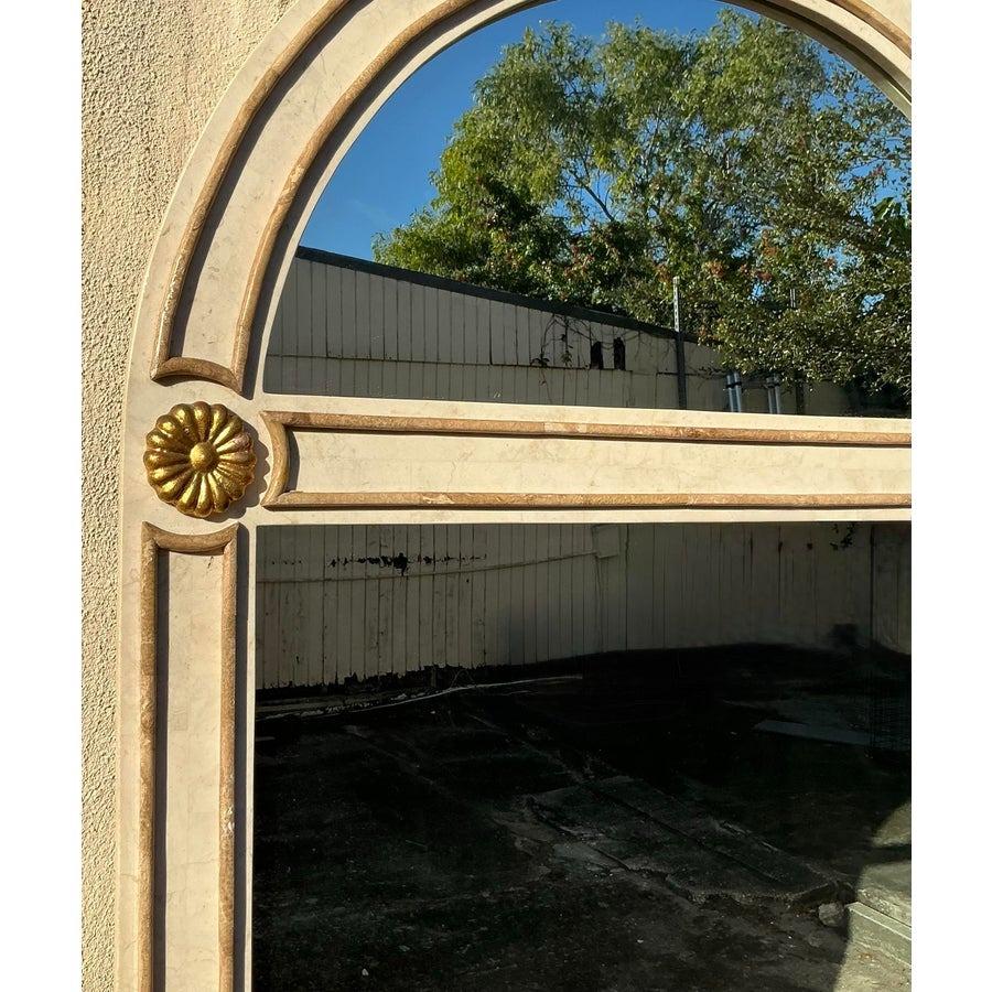 Filippino Specchio ad arco in pietra tessellata vintage Boho in vendita