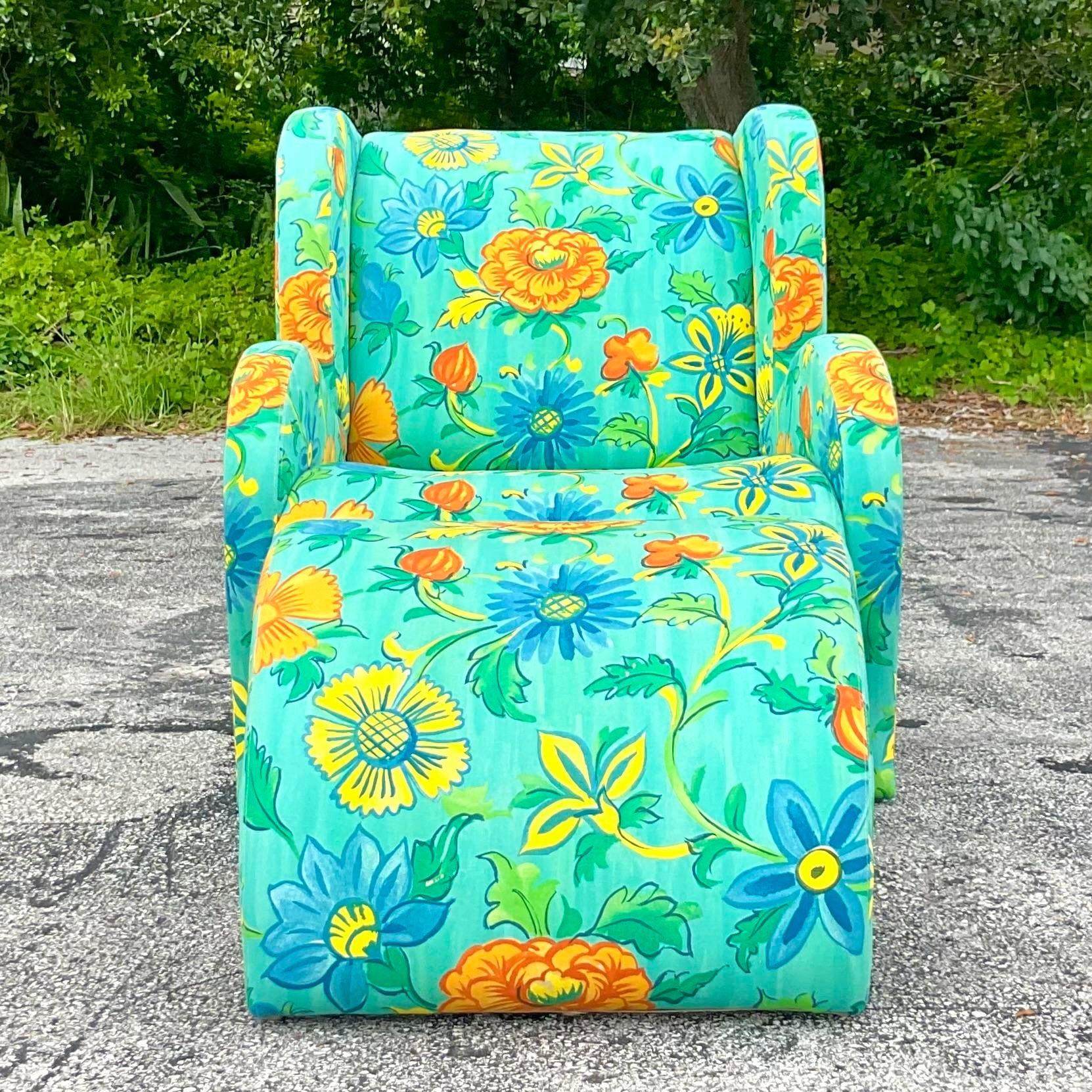 Ensemble chaise et pouf à fleurs Boho Thayer Coggin Bon état - En vente à west palm beach, FL