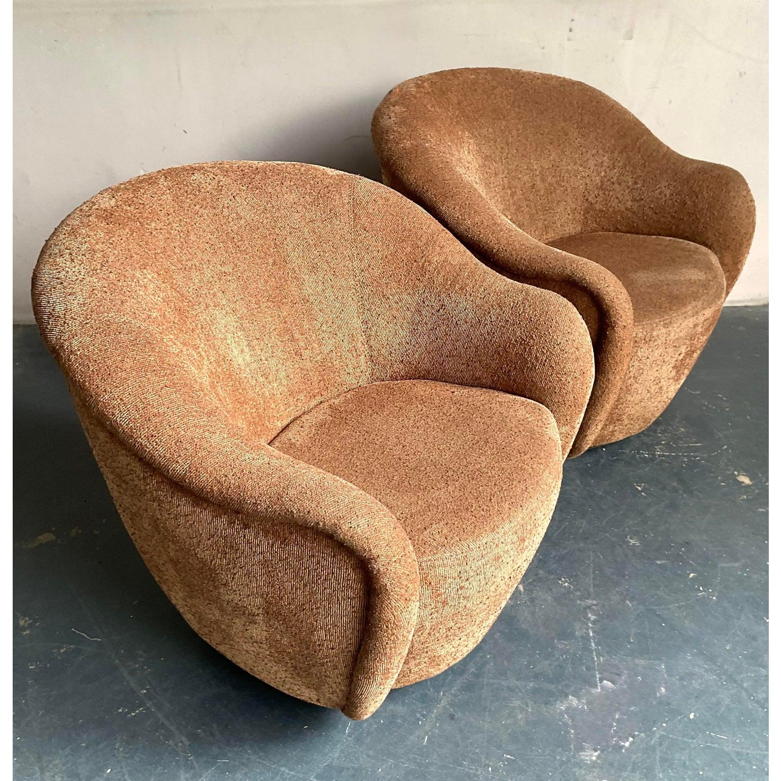 Vintage Boho Thomas Roderick Slubbed Boucle Biomorphic Swivel Chairs - A Pair In Good Condition For Sale In West Palm Beach, FL
