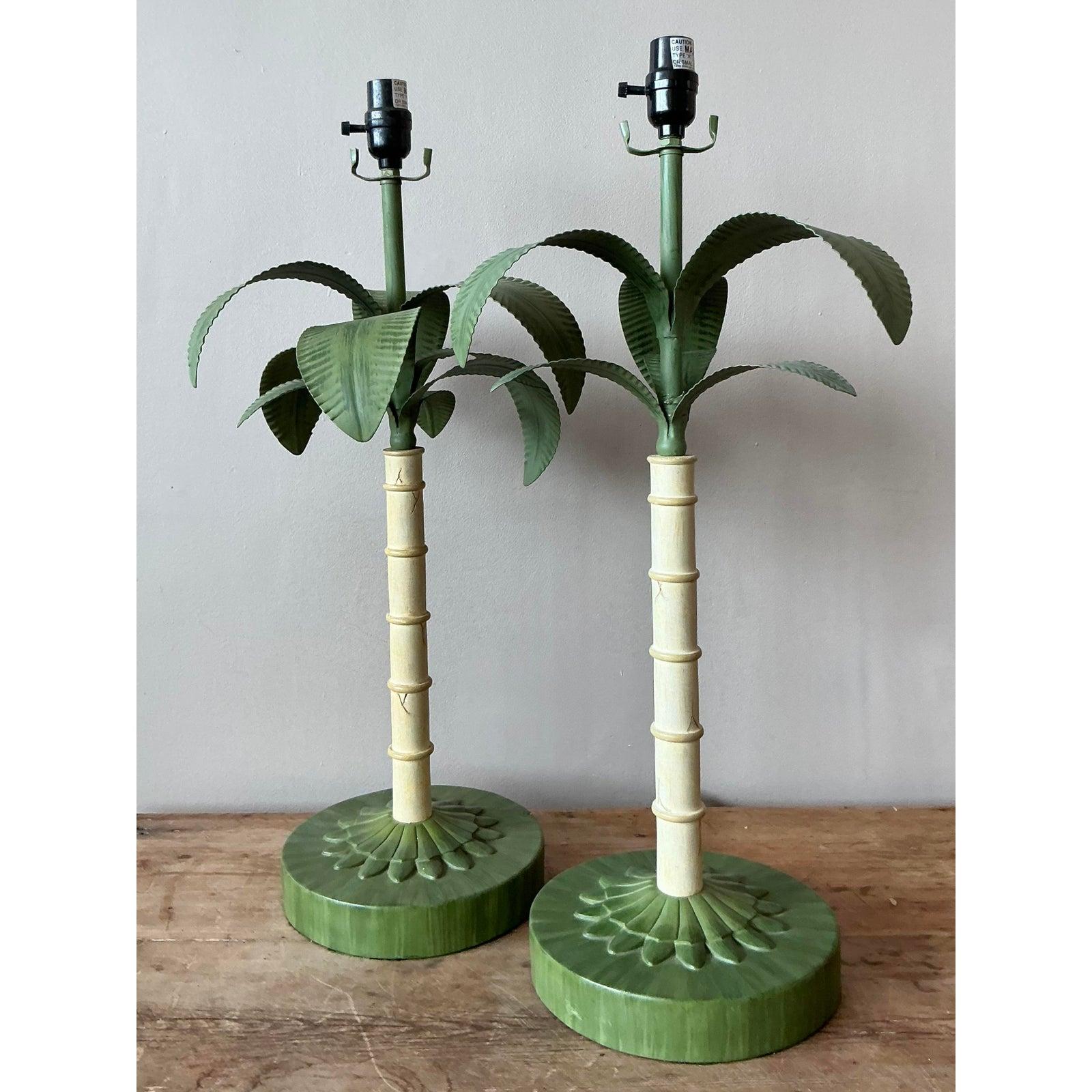 Paire de lampes Boho Tole Palm Vintage en vente 1