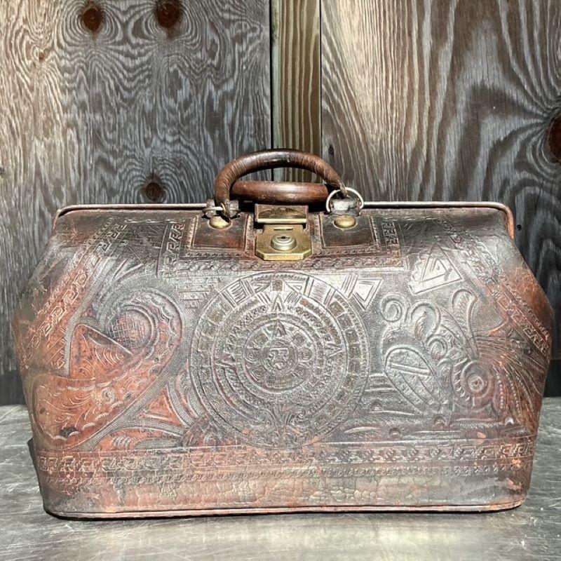 Marrone Borsa da medico in pelle lavorata Vintage By in vendita