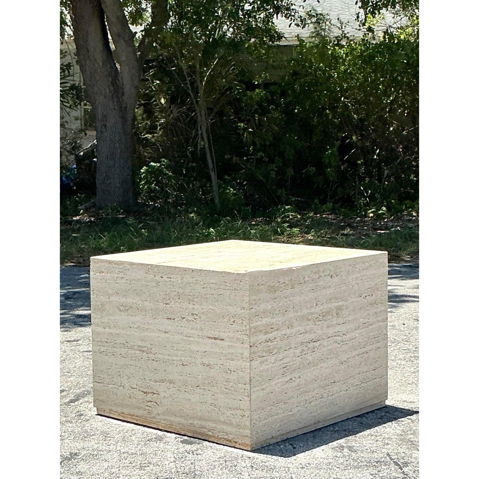 Tavolino a cubo in travertino Vintage By In condizioni buone in vendita a west palm beach, FL