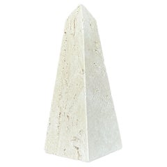 Obelisco in travertino vintage Boho per Raymor