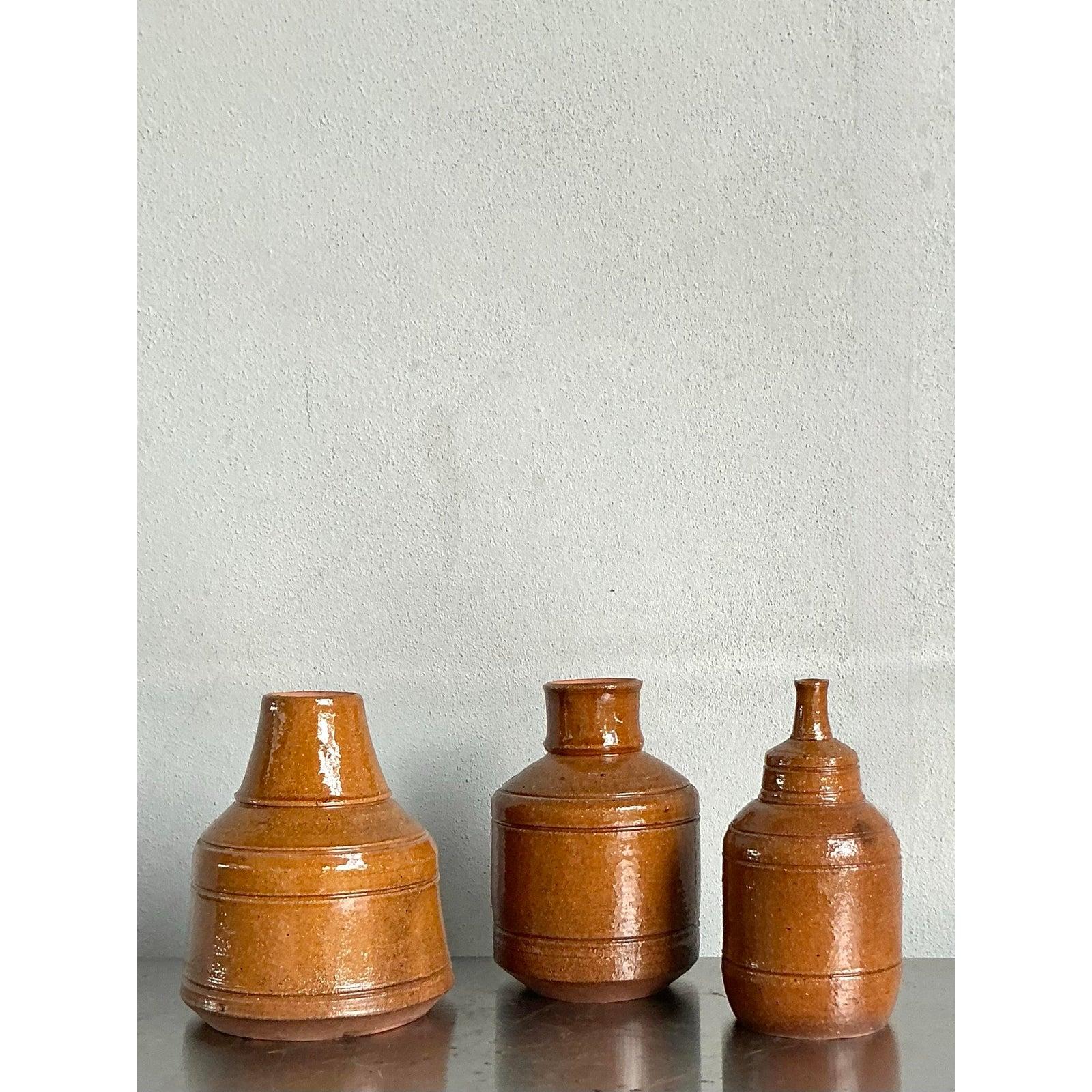 XX secolo Trio di vasi Studio Pottery in stile bohémien d'epoca in vendita