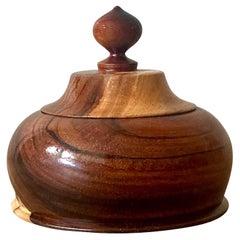 Urns