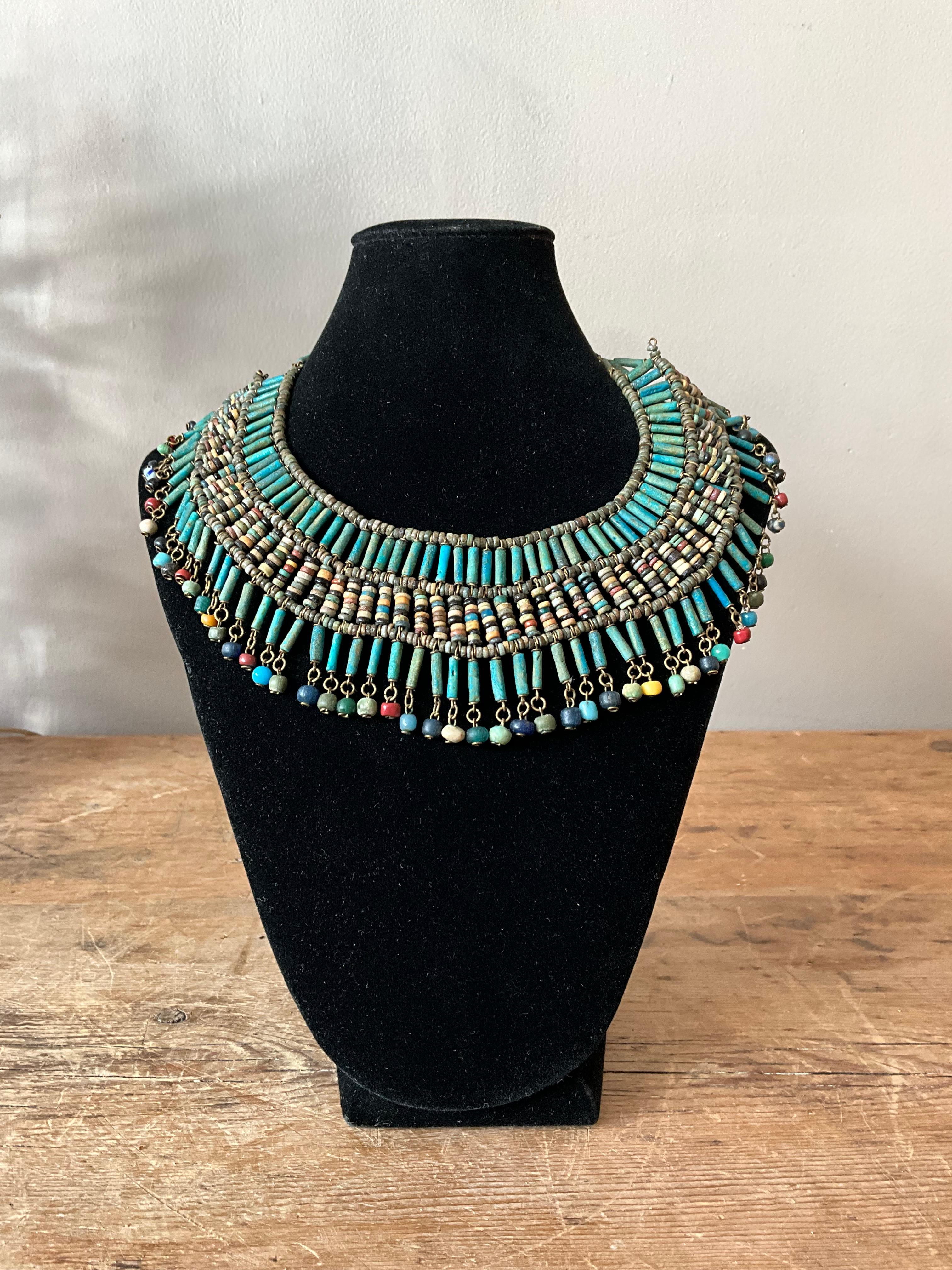 Vintage Boho Türkis gefärbt Perlen Halsband für Damen oder Herren im Angebot