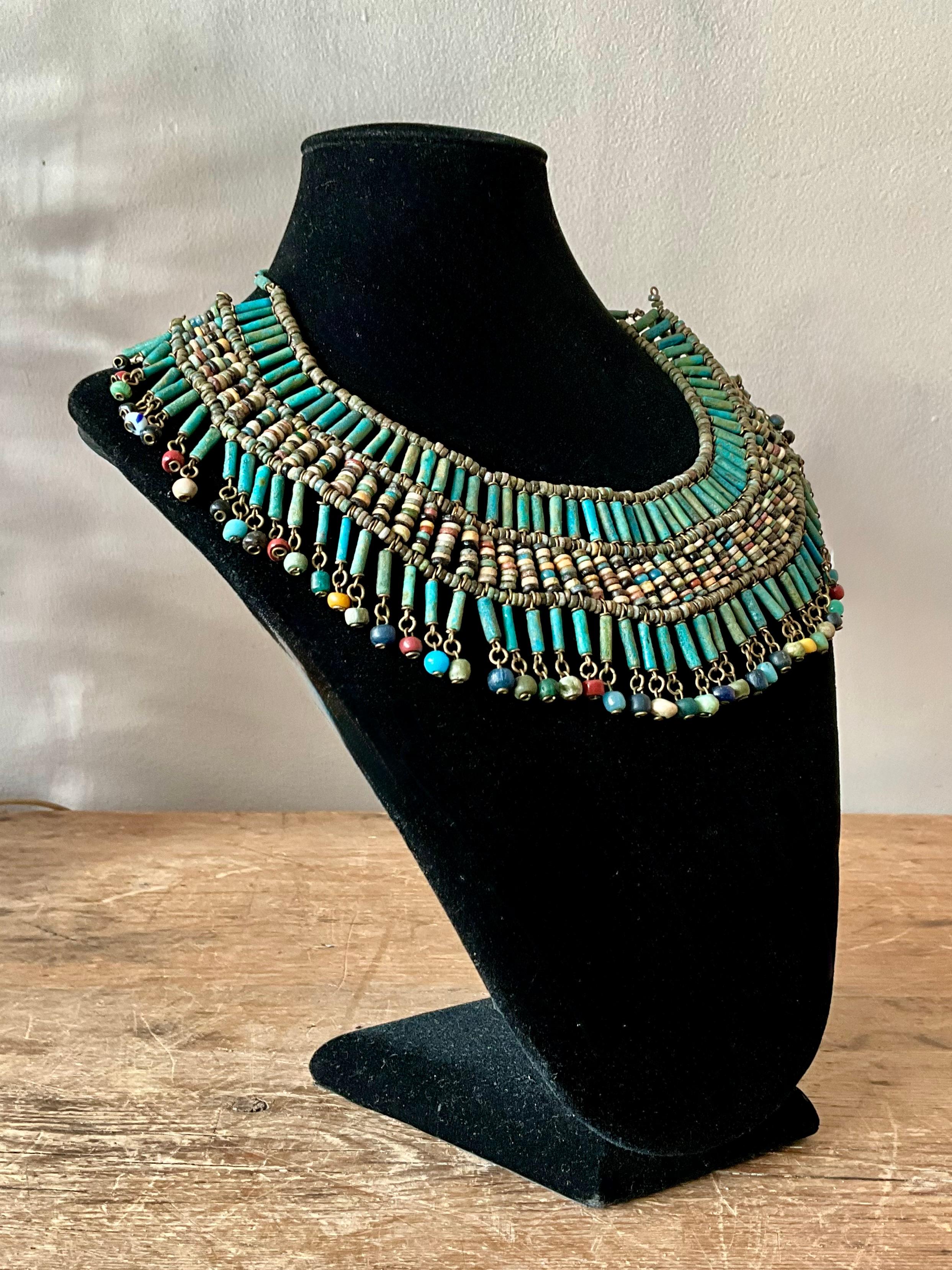 Vintage Boho Türkis gefärbt Perlen Halsband im Angebot 2