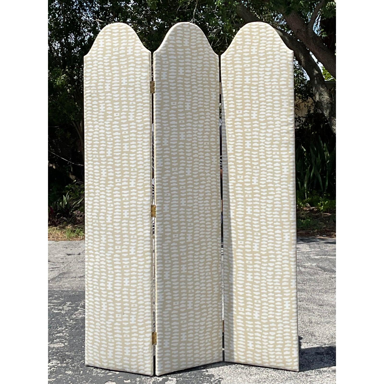 XXIe siècle et contemporain Vintage Boho Upholstered Folding Screen en vente
