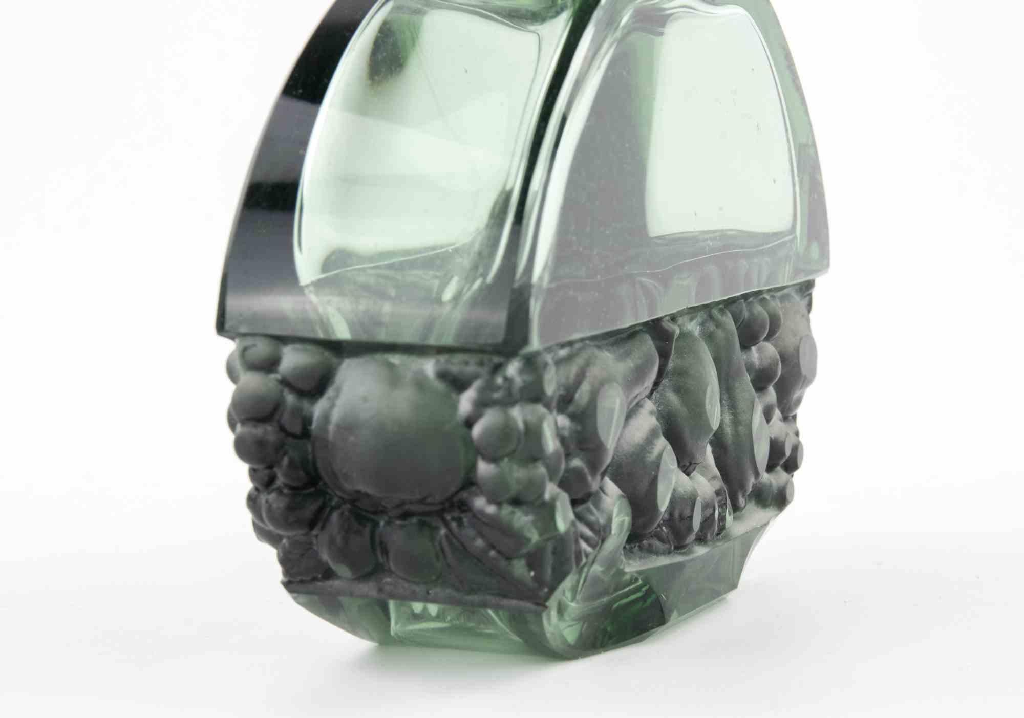 Art Glass Vintage Boho Vogel & S'Appe Moulded Fuits Cut Art Decanter, 1930s For Sale