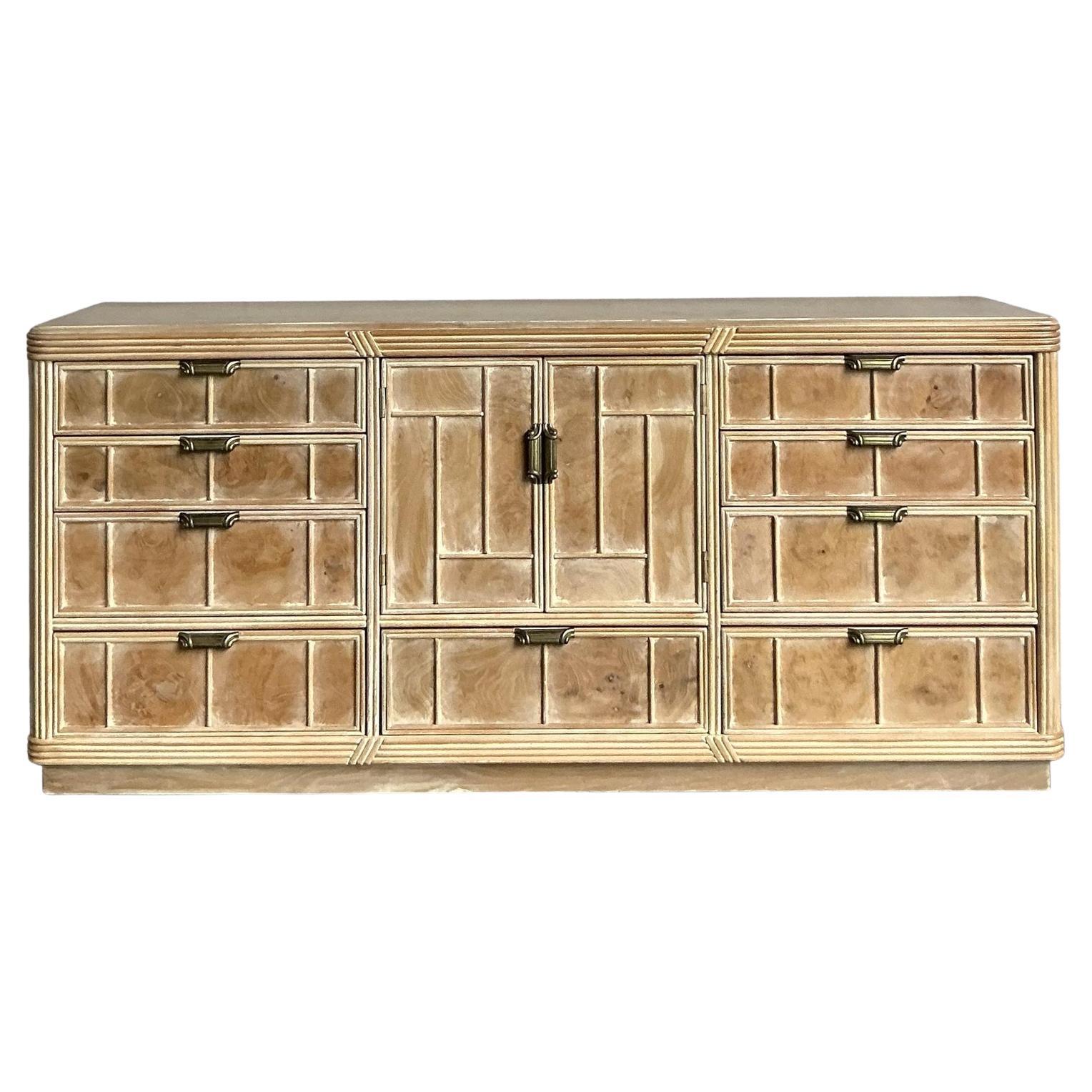 Vintage Boho Gewaschene Wurzelholz Kommode im Angebot