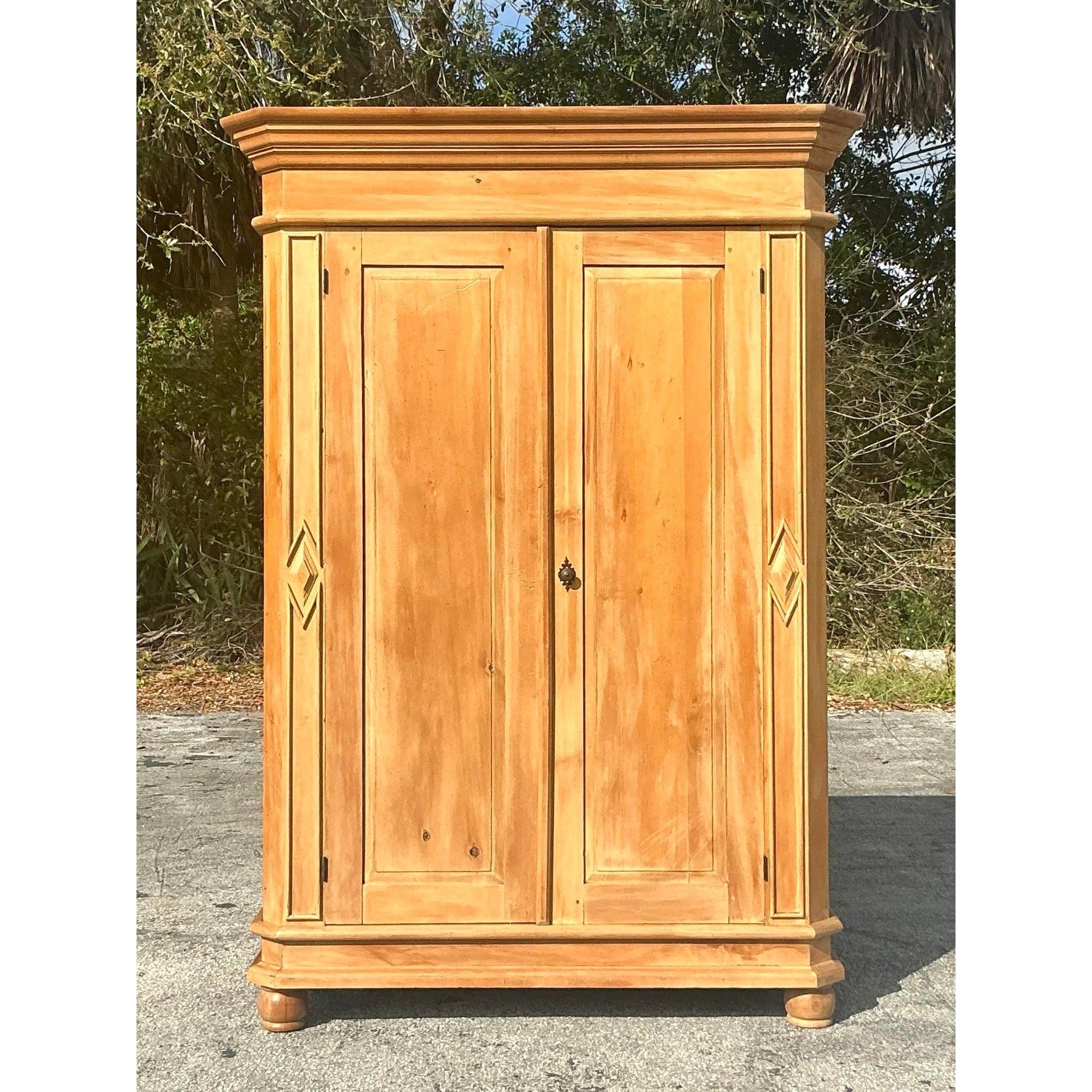 Armoire in pino lavato Vintage By in vendita 1
