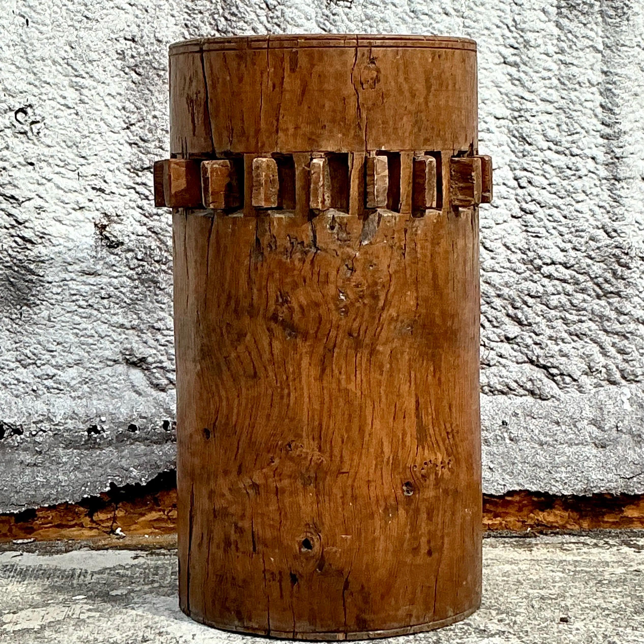 Pedestal Vintage Boho Water Mill Wood Gear Filipino en venta