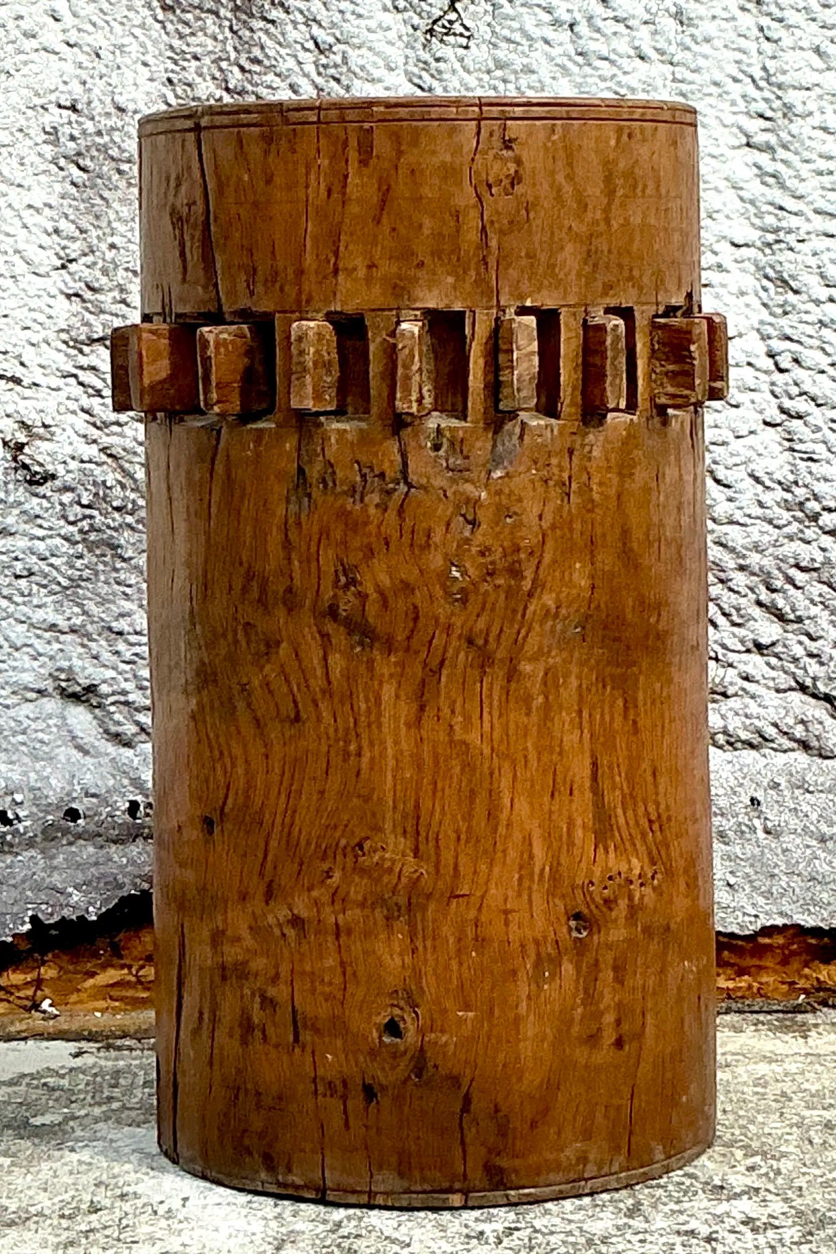 Pedestal Vintage Boho Water Mill Wood Gear Madera en venta