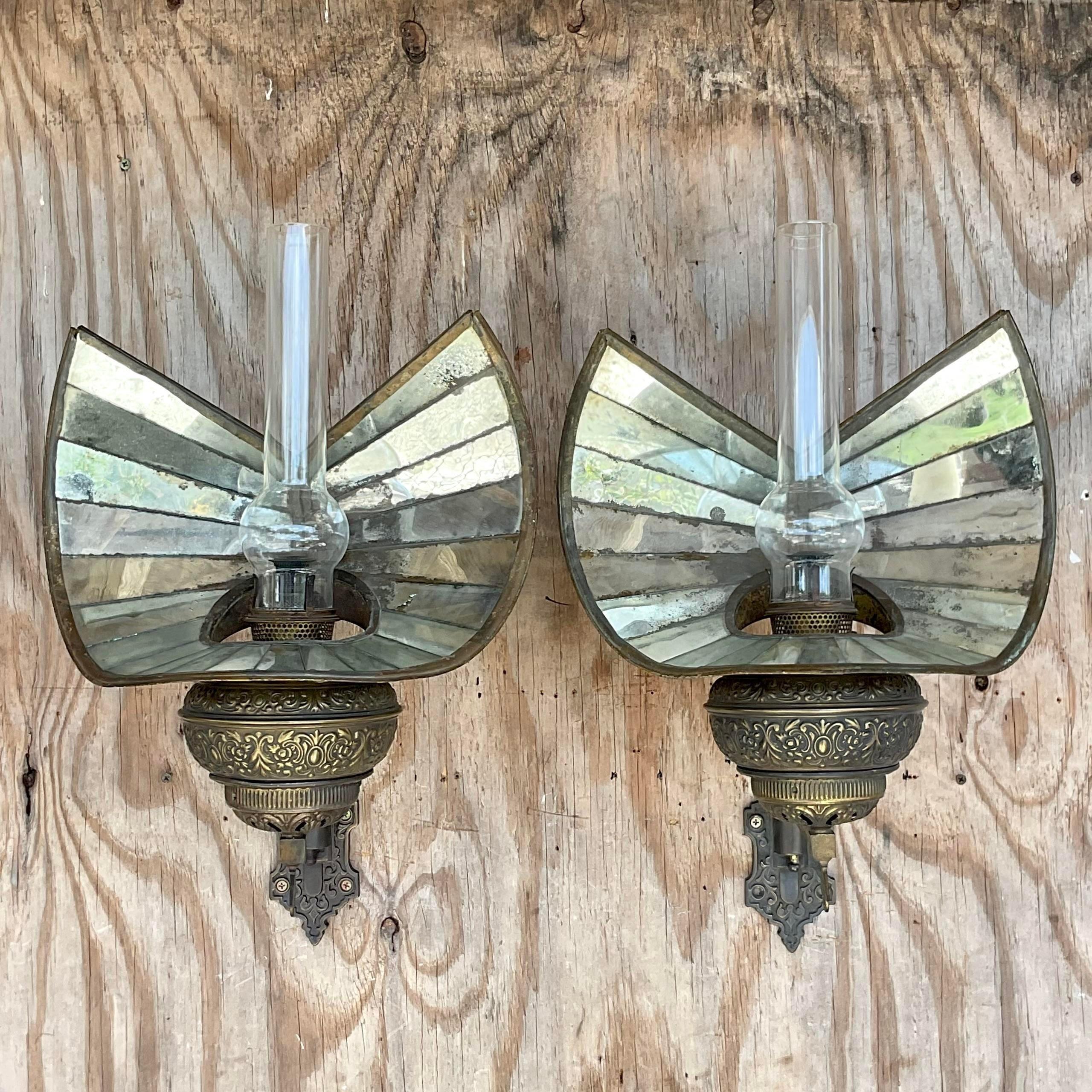 Vintage Boho Wheeler Reflector Co Mirrored Wall Gas Sconce - a Pair In Good Condition For Sale In west palm beach, FL