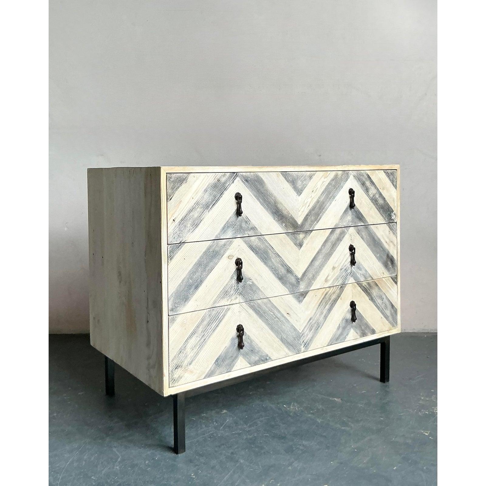 Vintage Boho Whitewash Chevron Chest of Drawers In Good Condition For Sale In West Palm Beach, FL
